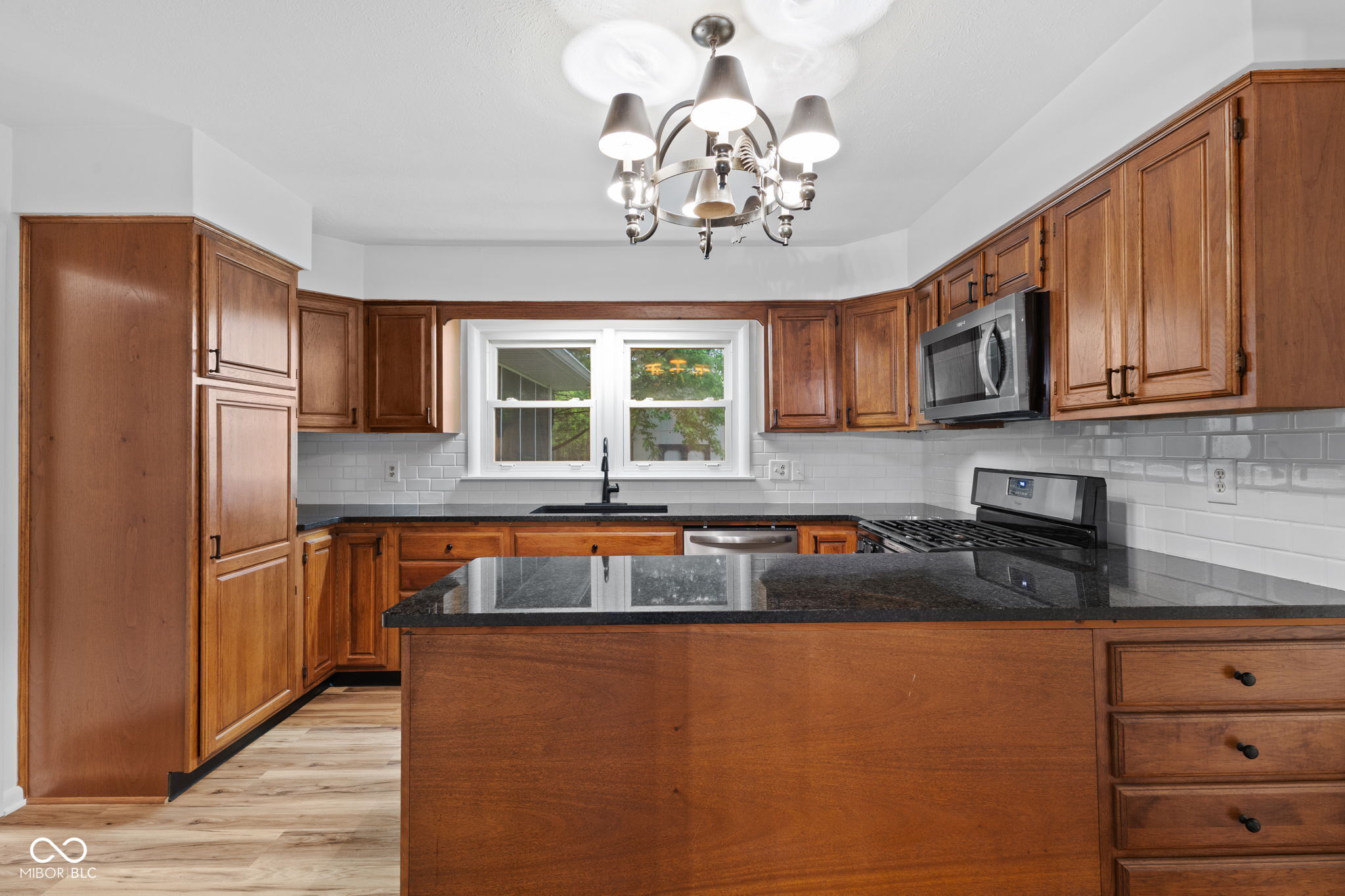 1532 Weslow Court, Anderson, IN, 46011 photo 4 of 48