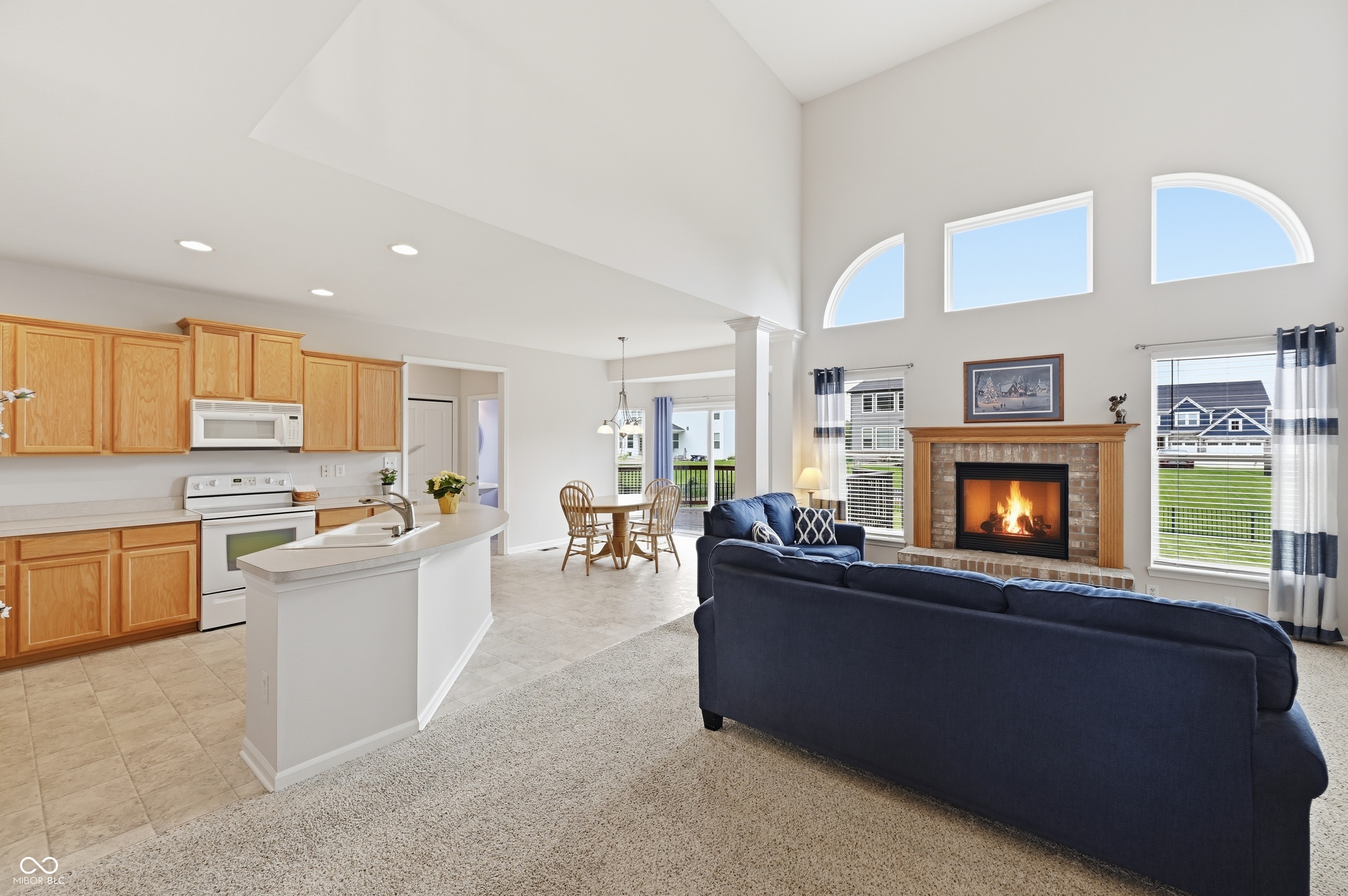 7851 Friends Creek, Avon, IN, 46123 photo 4 of 39