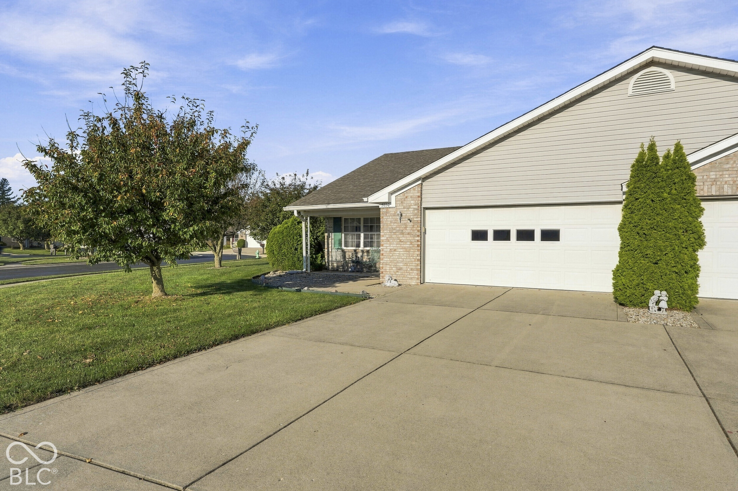 5650 Spring Mist Circle, Indianapolis, IN, 46237 photo 4 of 38