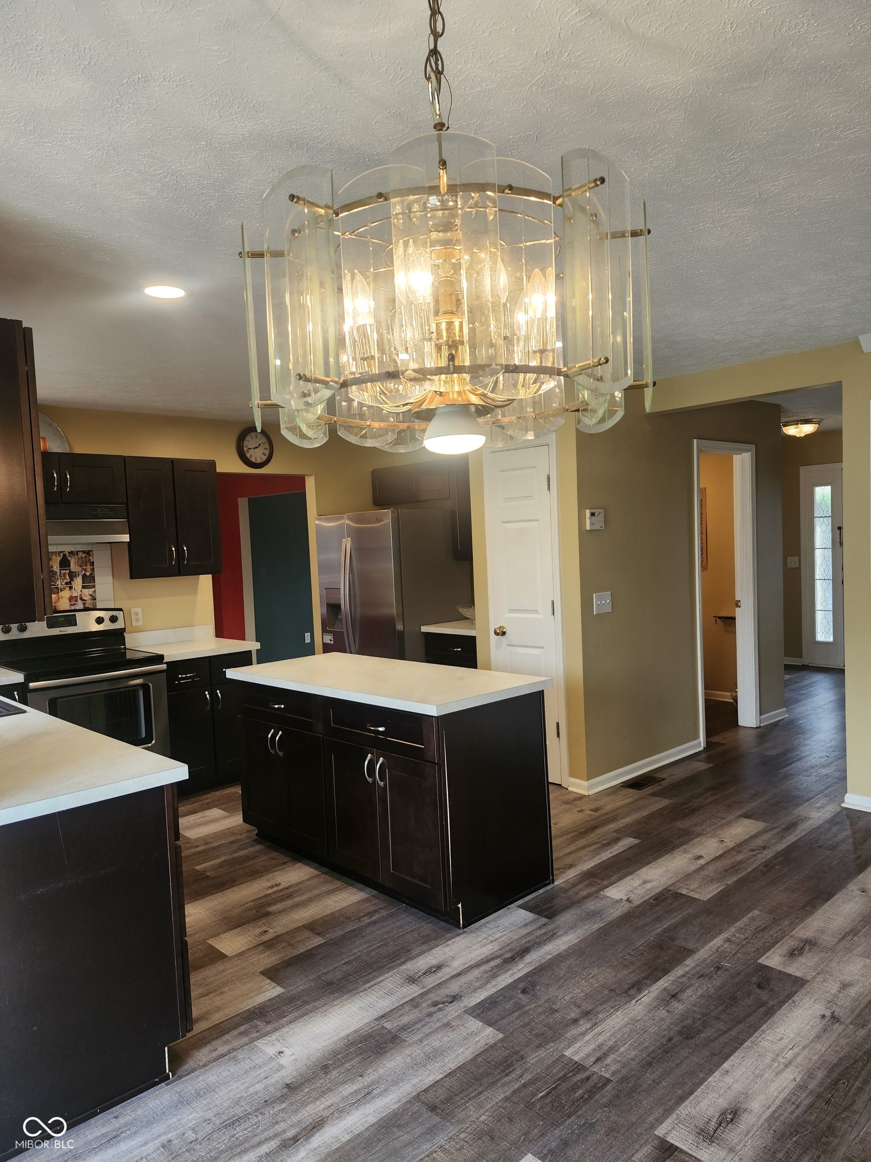 6430 Kentstone Drive, Indianapolis, IN, 46268 photo 4 of 25