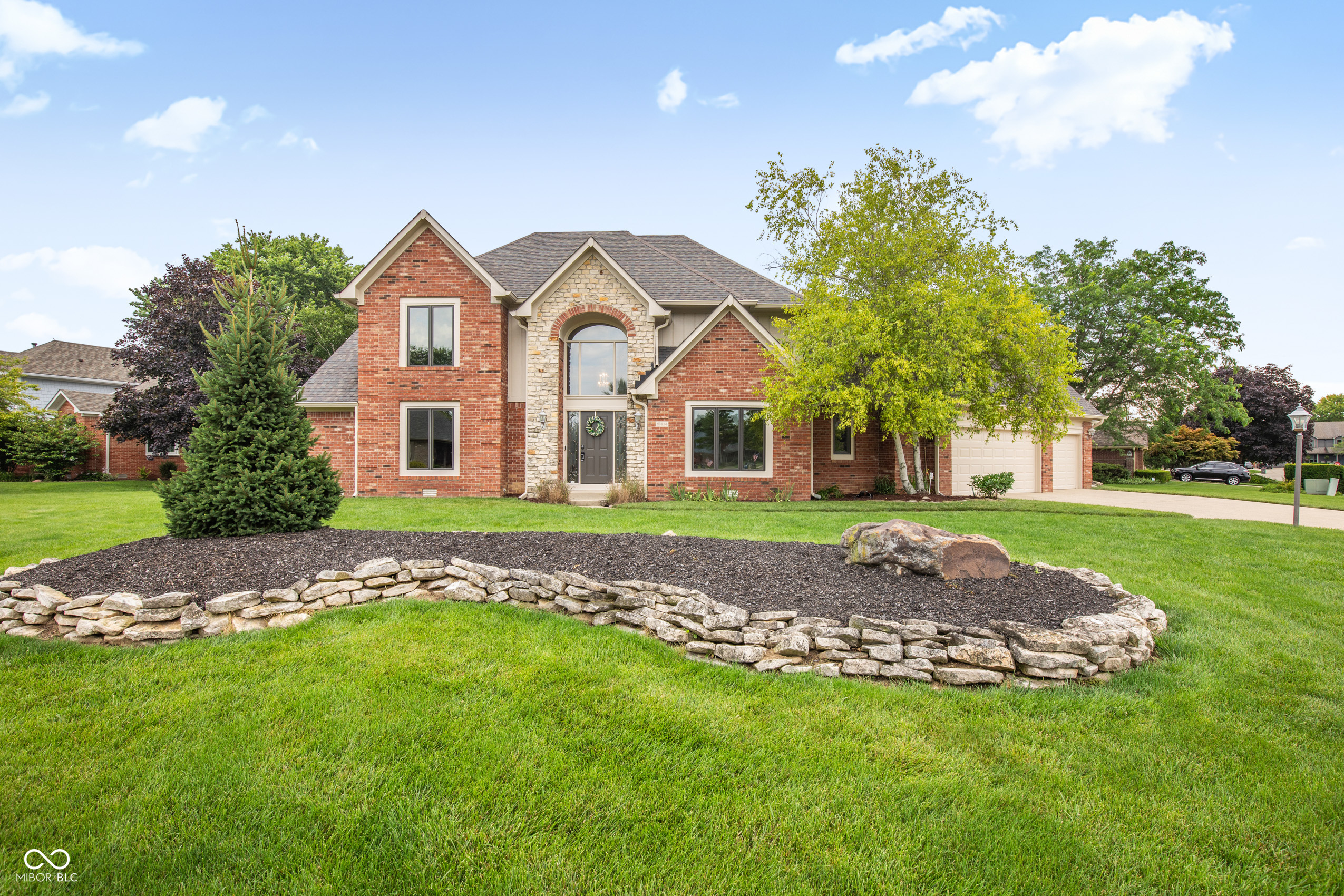 10414 Quiet Drive, Indianapolis, IN, 46239 photo 4 of 46