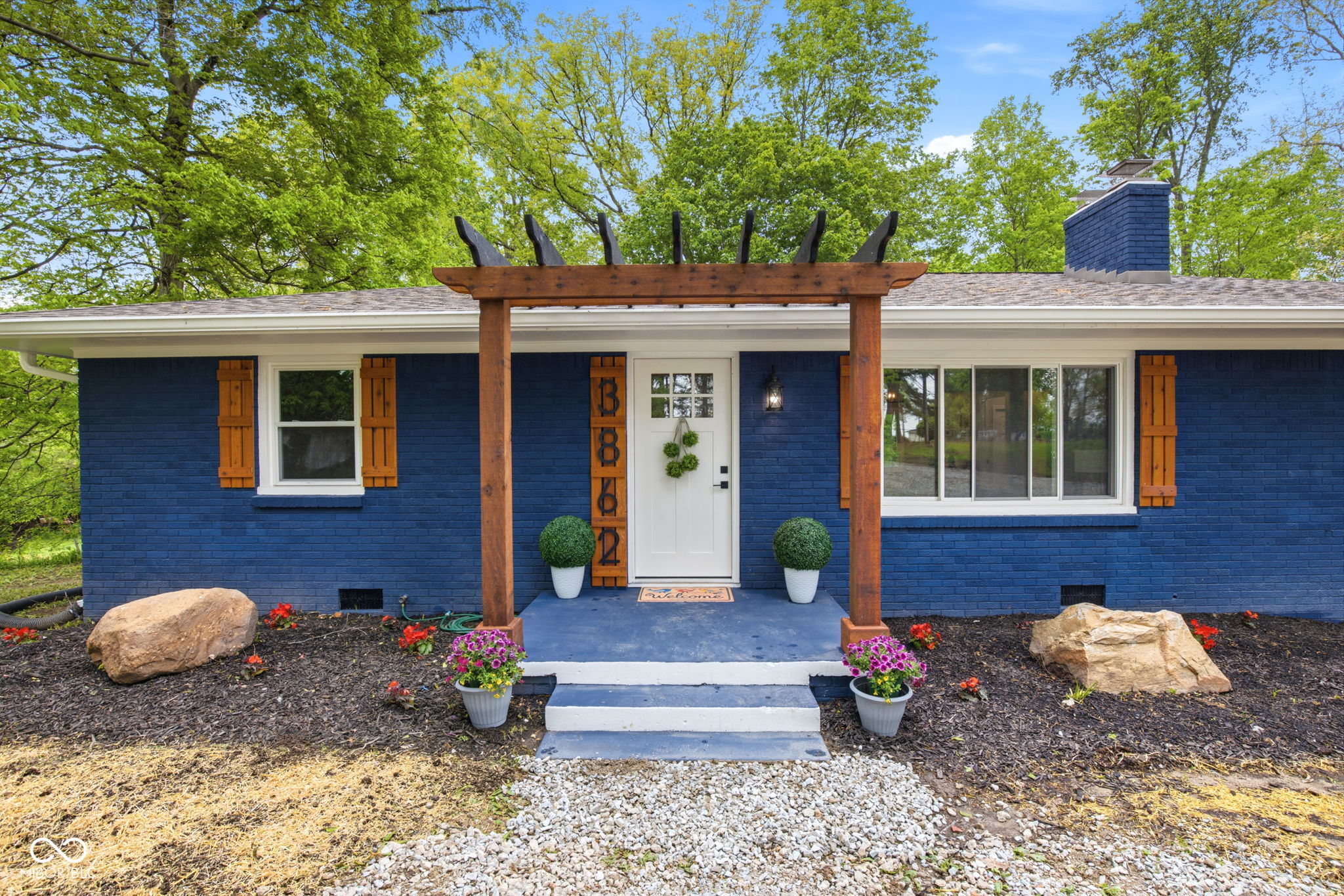 3862 W 400 S, New Palestine, IN, 46163 photo 4 of 56
