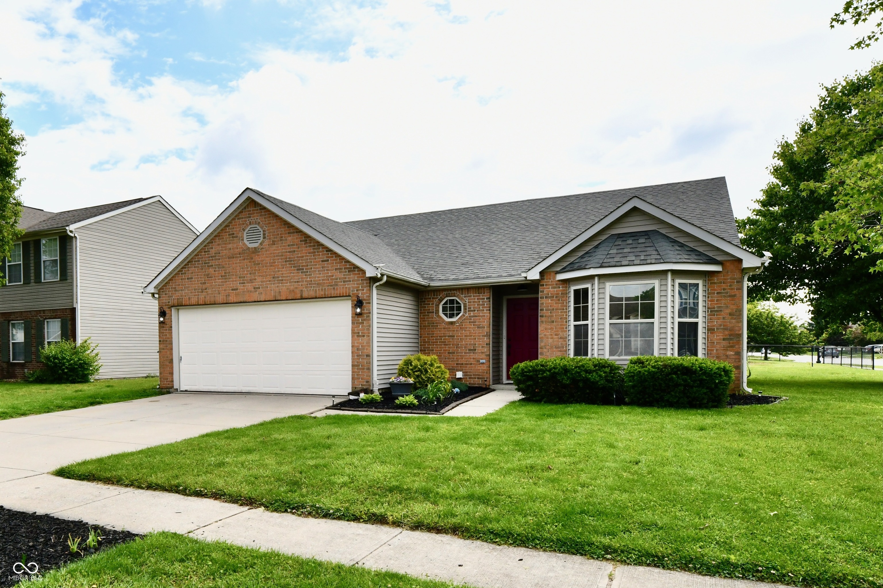 7055 Lesta Court, Indianapolis, IN, 46217 photo 4 of 43