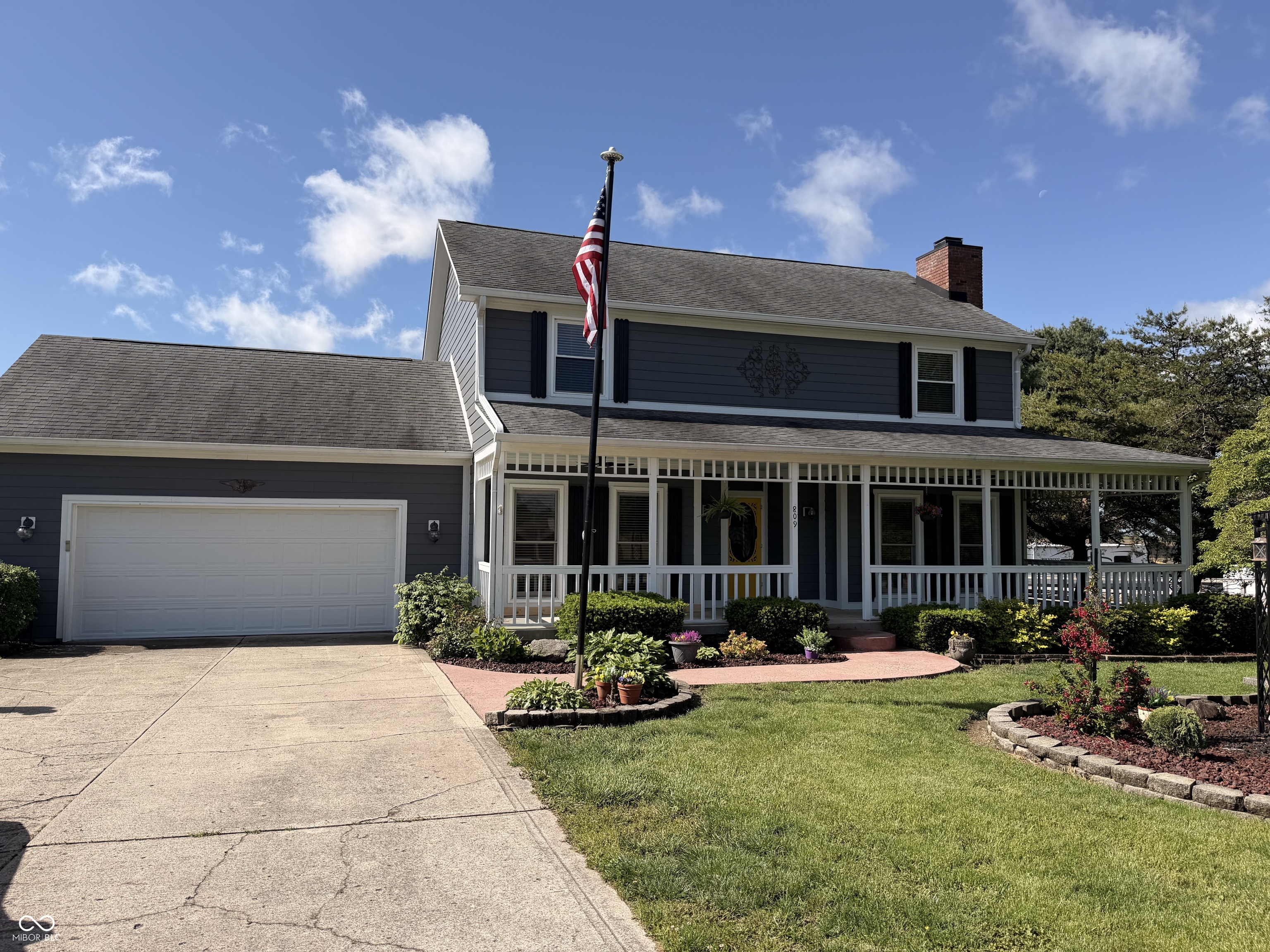 809 W Pearl Street, Trafalgar, IN, 46181 photo 4 of 69
