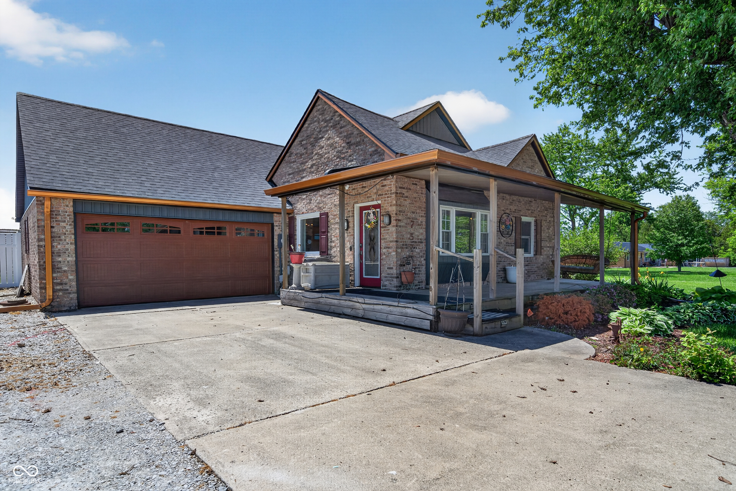 757 E 1000 N, Alexandria, IN, 46001 photo 4 of 38