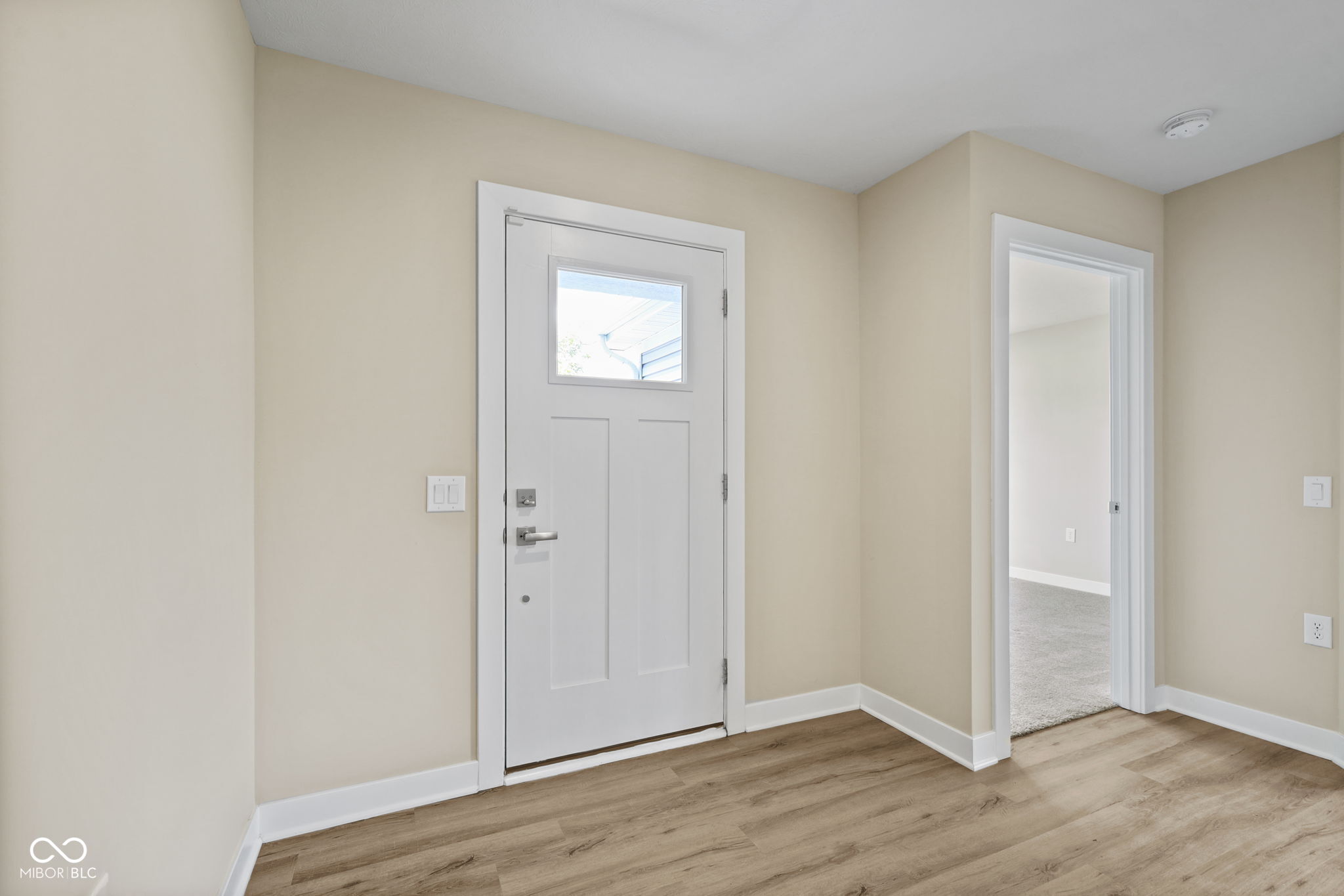 1275 Gunnison Drive, Greenfield, IN, 46140 photo 4 of 34