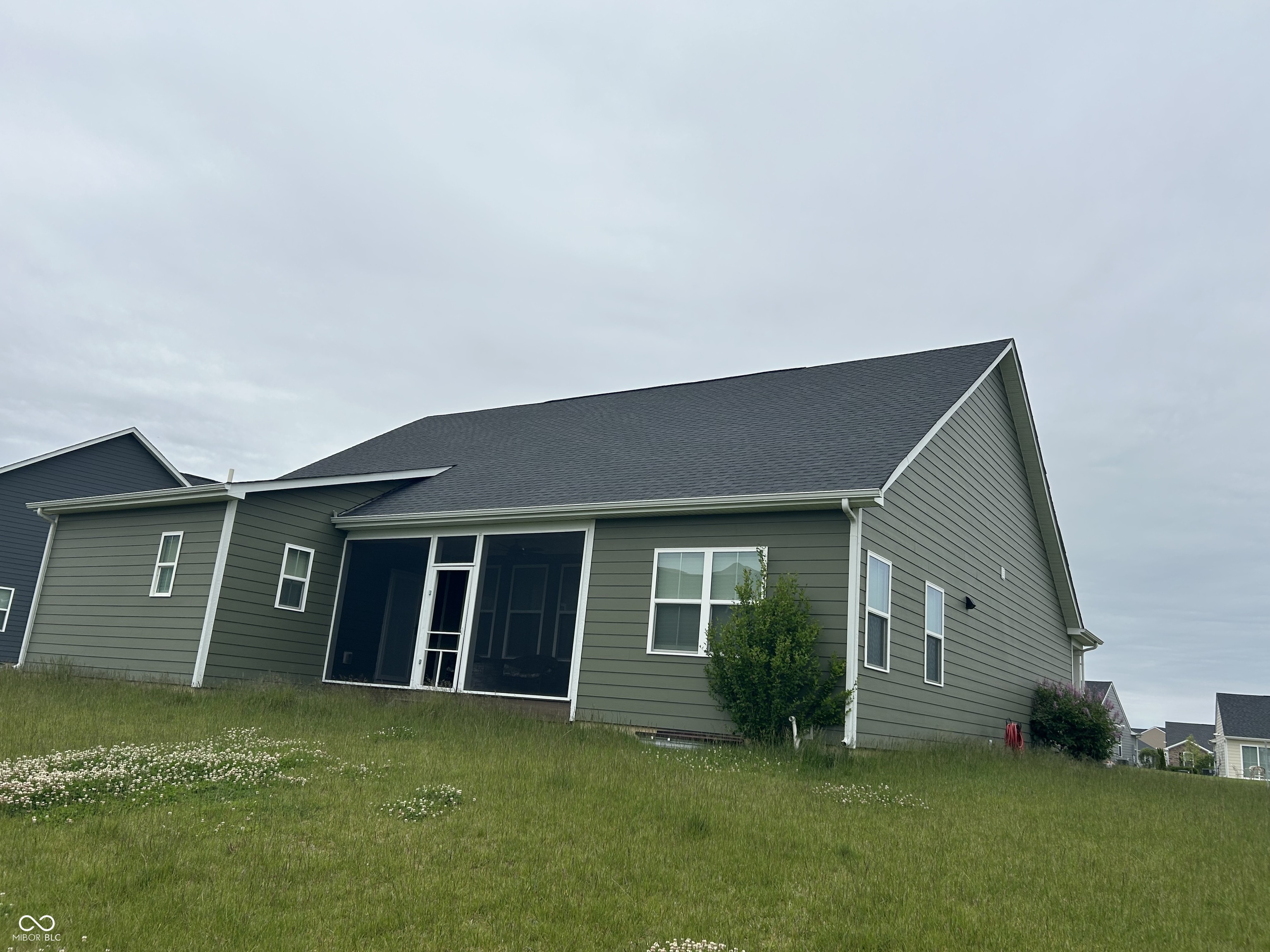298 Larimar Drive, Whiteland, IN, 46184 photo 4 of 31