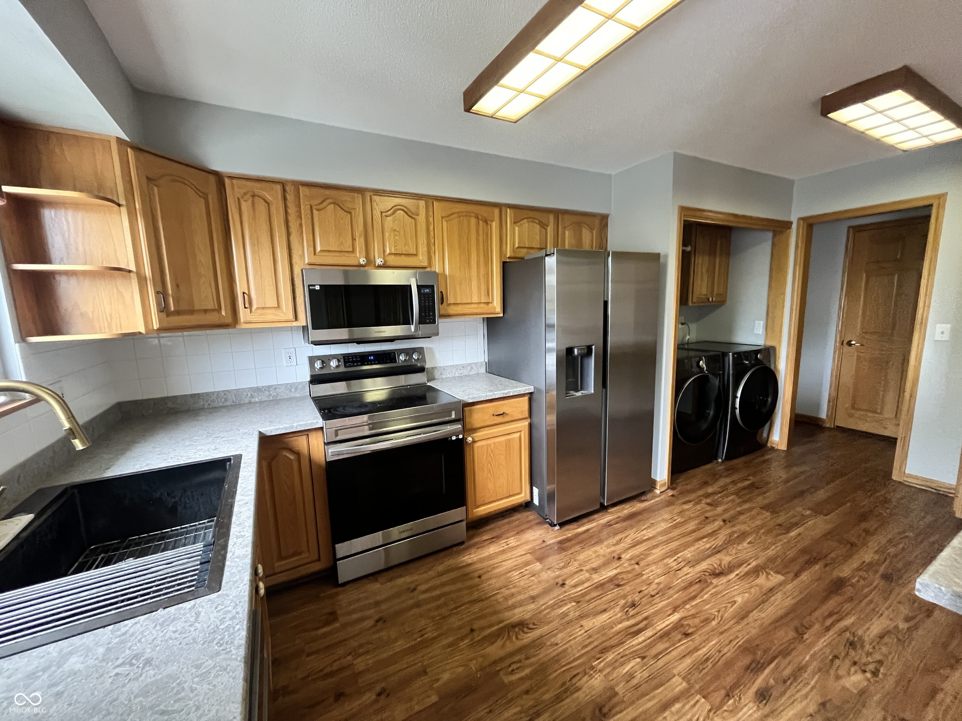 354 Hunters Lane #APT C, Carmel, IN, 46032 photo 4 of 24