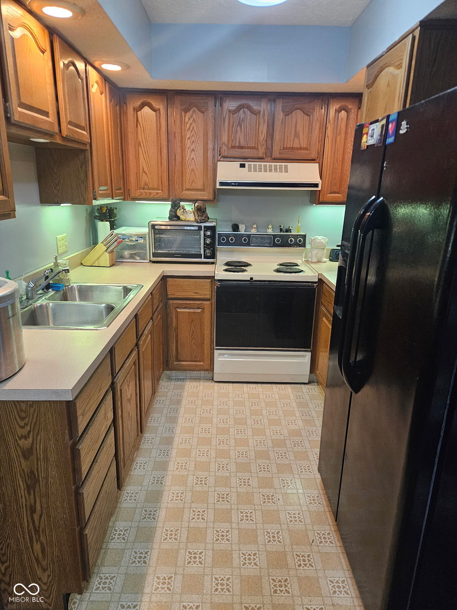 6795 W 21st Street, Indianapolis, IN, 46214 photo 4 of 37