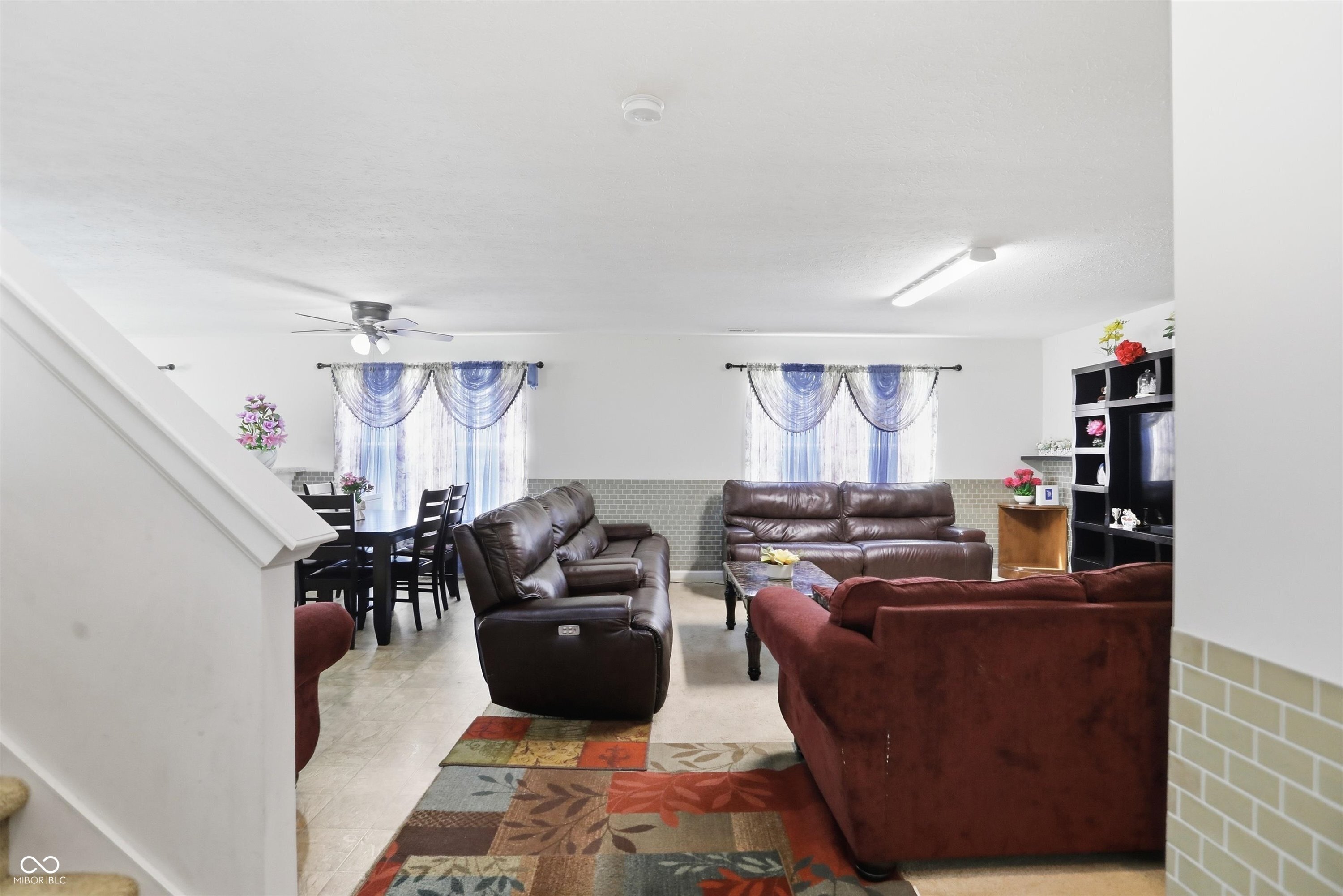 953 Beal Way, Indianapolis, IN, 46217 photo 4 of 32