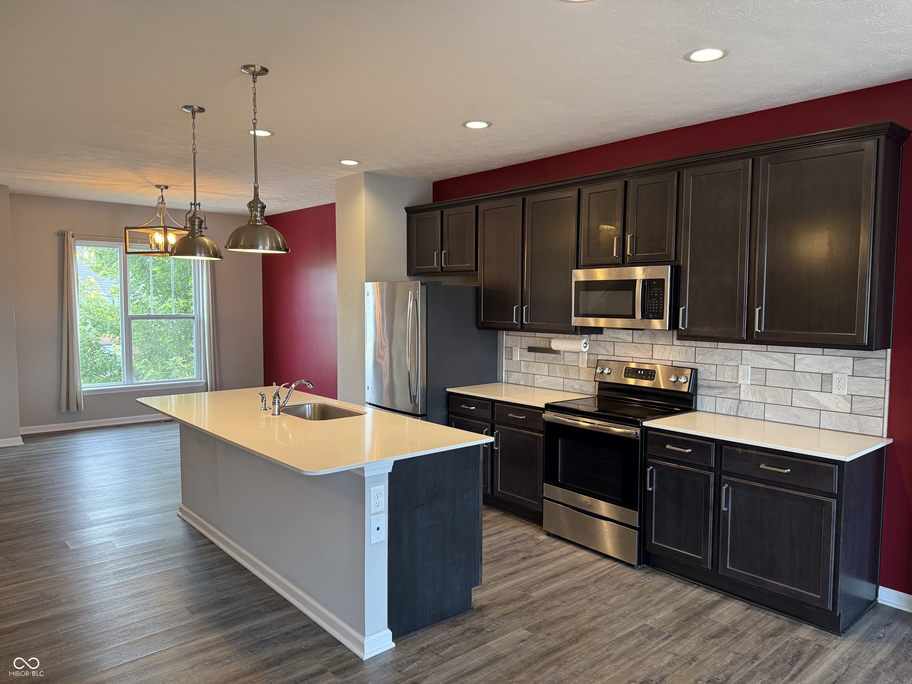 2909 Kirkbride Way, Indianapolis, IN, 46222 photo 4 of 27