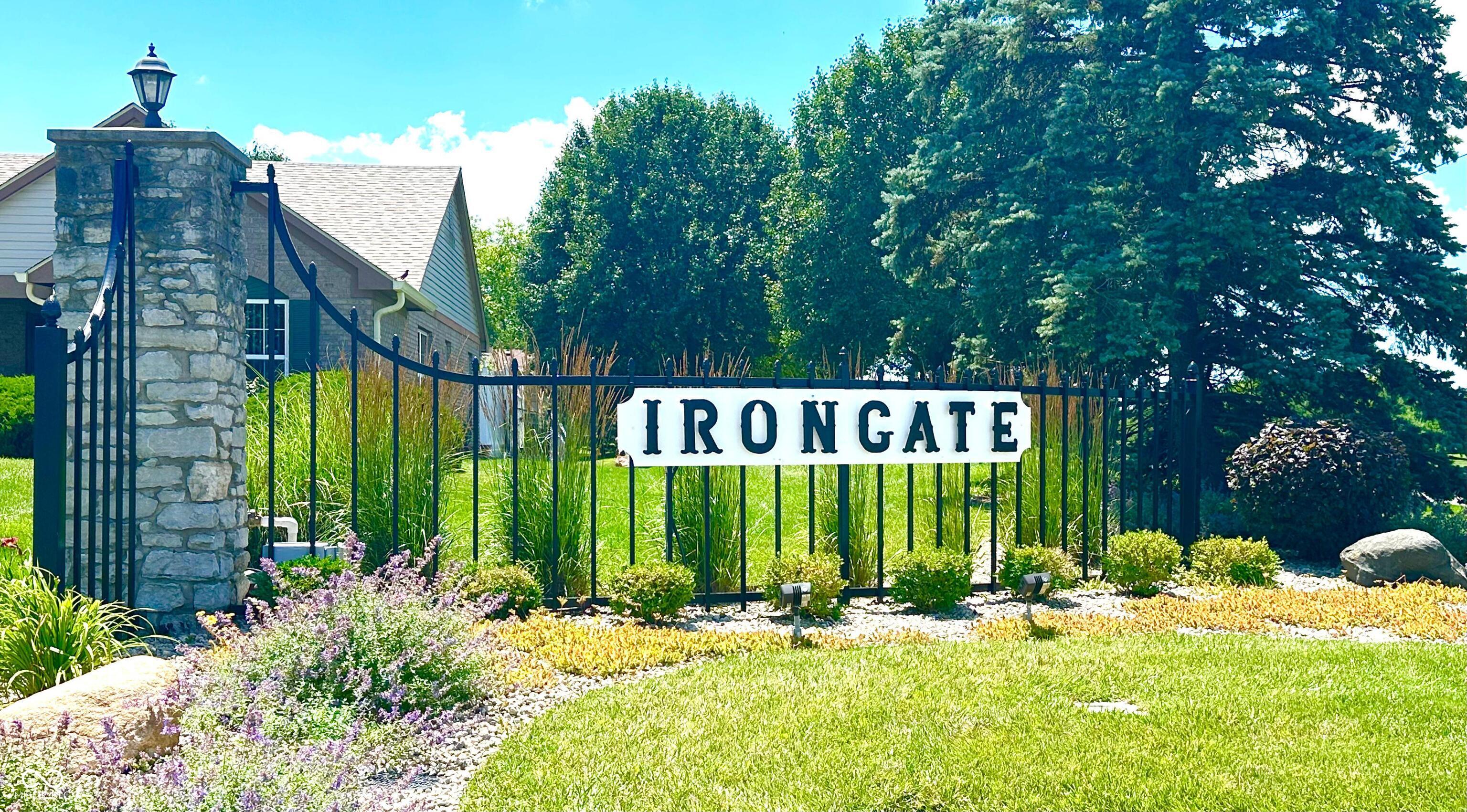 10142 Ironway Drive, Indianapolis, IN, 46239 photo 4 of 37