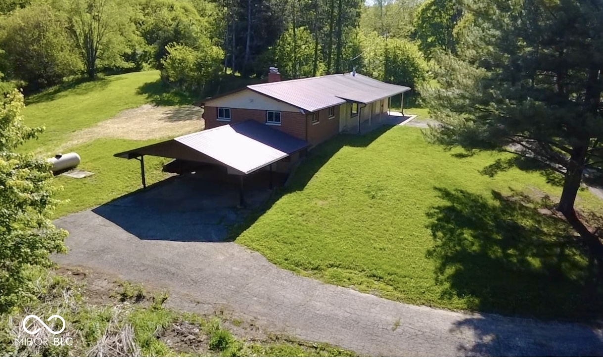 2138 W Range Line Road, Greencastle, IN, 46135 photo 4 of 68