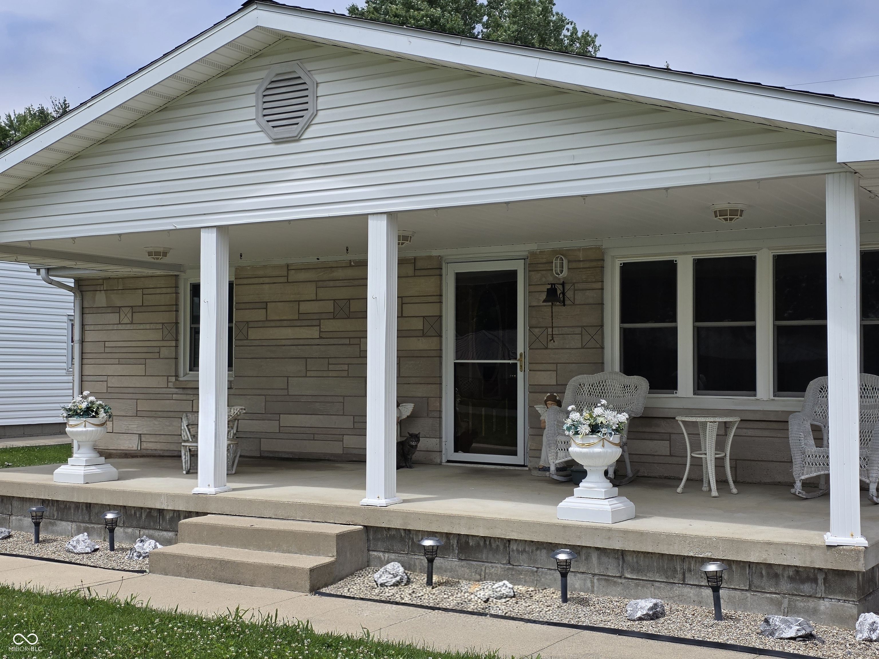 604 E Gatewood Drive, Westport, IN, 47283 photo 4 of 13