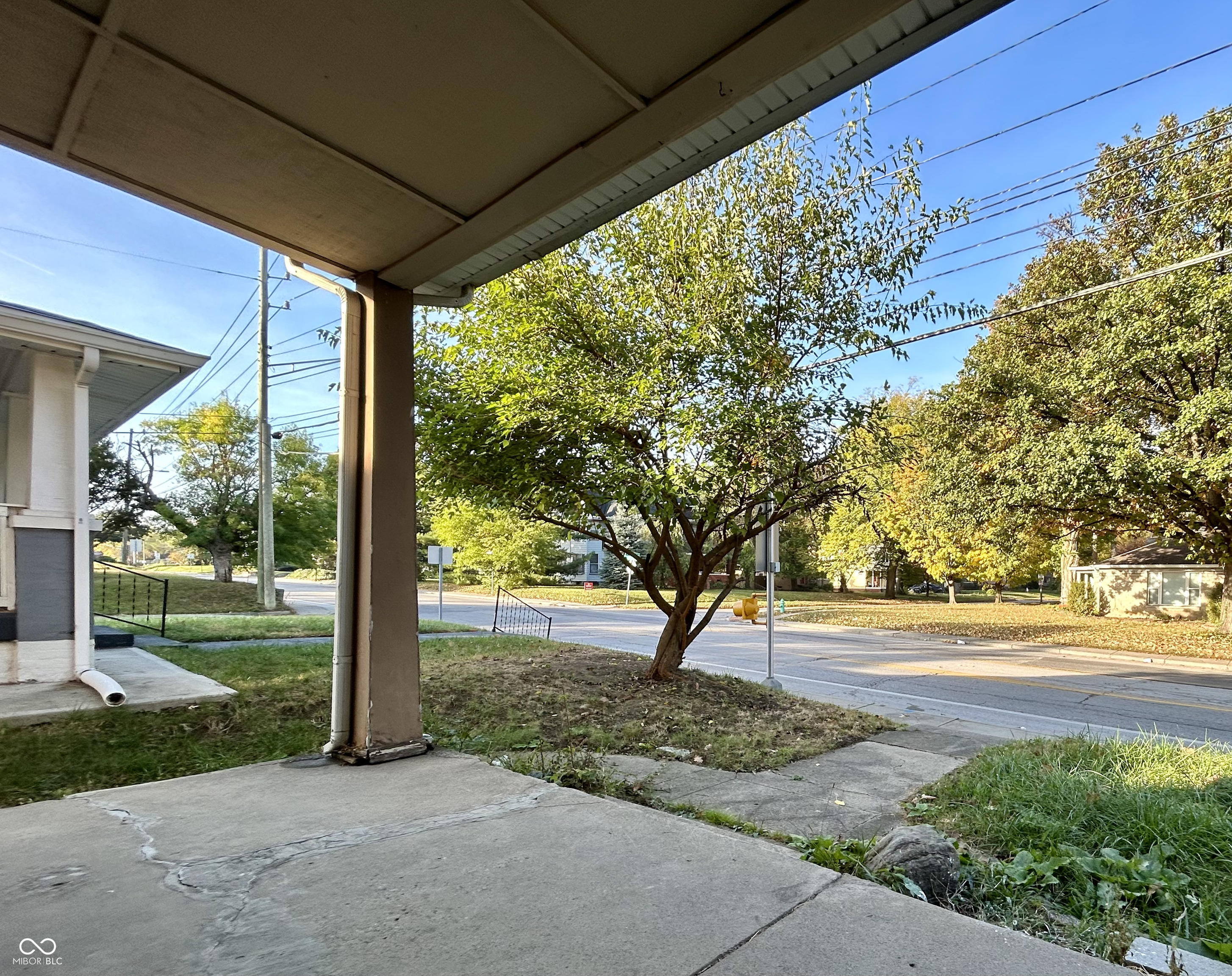 307 N Arlington Avenue, Indianapolis, IN, 46219 photo 4 of 39