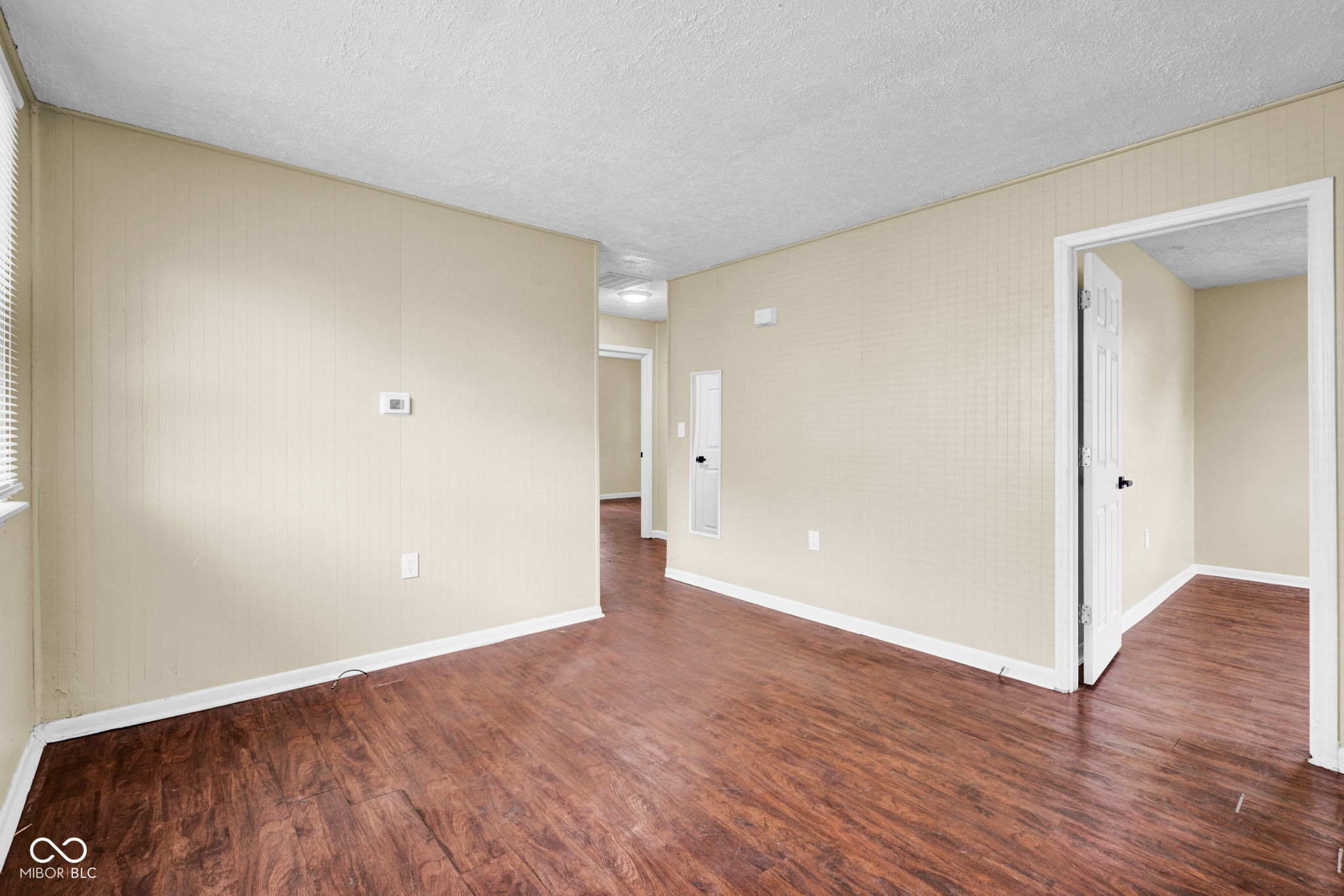 111 Cleveland Street, Columbus, IN, 47201 photo 4 of 18