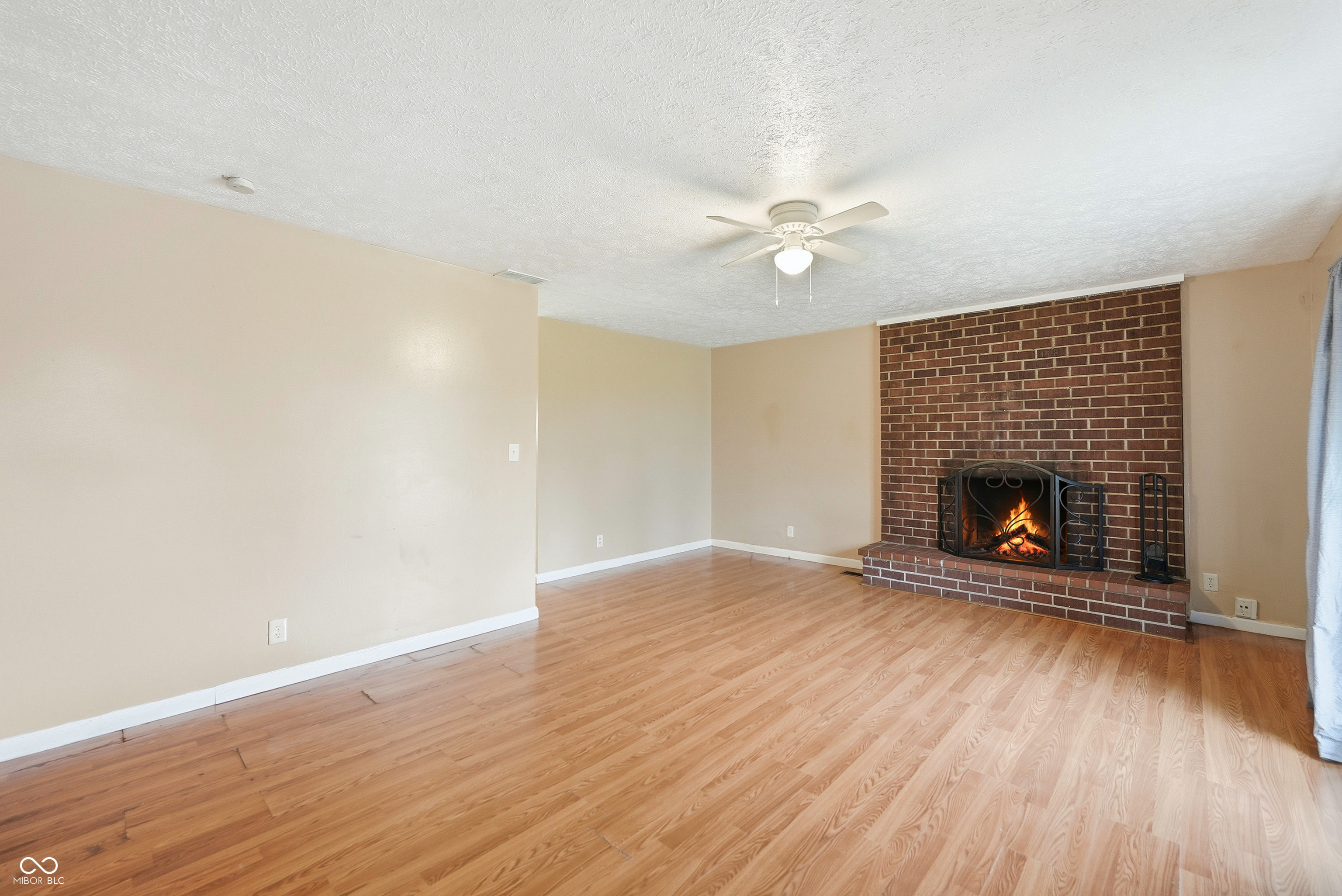 2851 S Oakland Avenue, Indianapolis, IN, 46203 photo 4 of 34