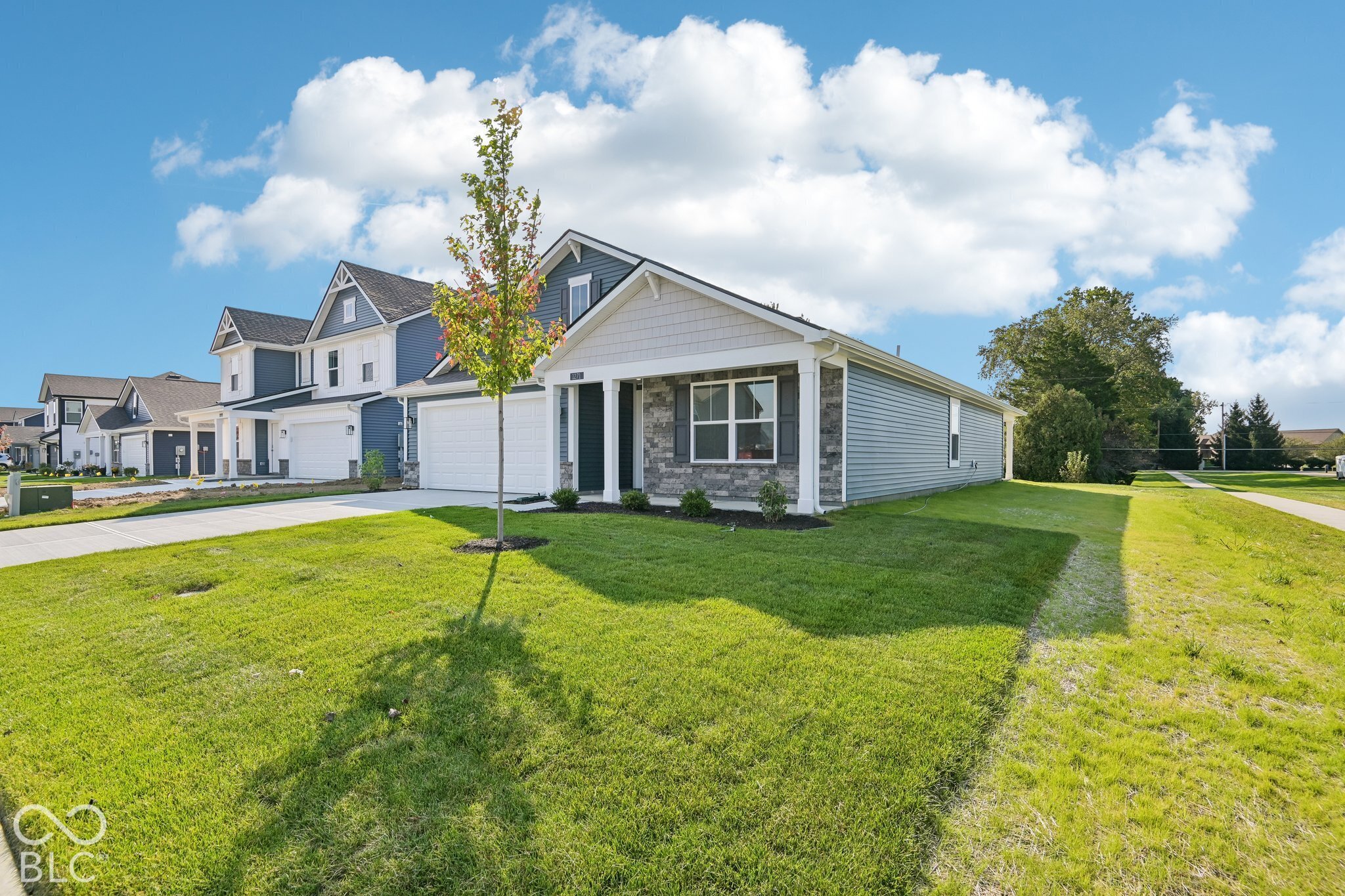 1271 Phillips Drive, Greenfield, IN, 46140 photo 4 of 47
