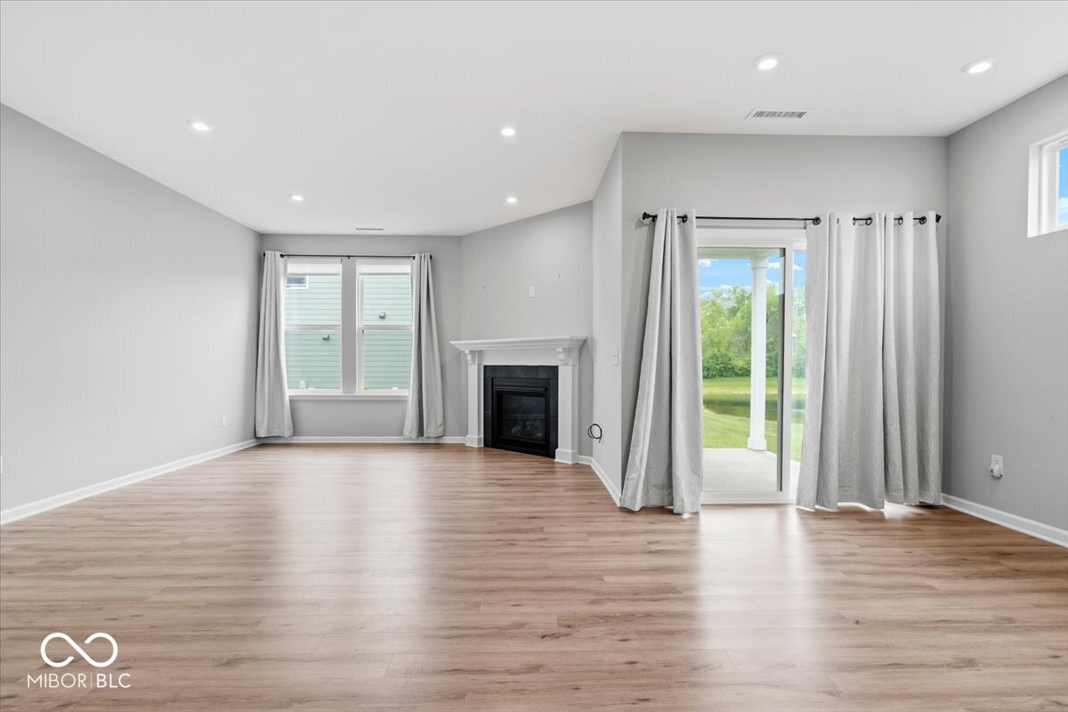 9089 Stone Trace Boulevard, Avon, IN, 46123 photo 4 of 33