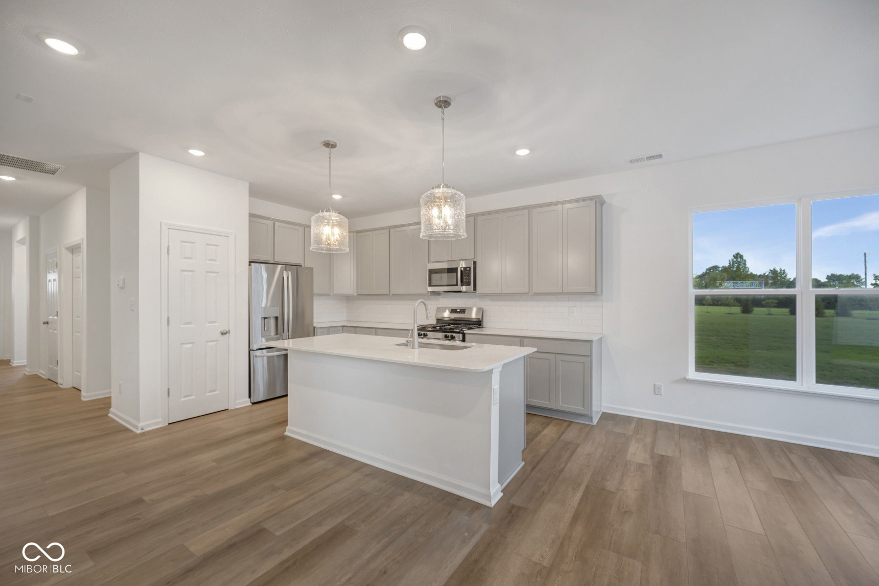 5534 Aspen Wood Lane, Indianapolis, IN, 46239 photo 4 of 19