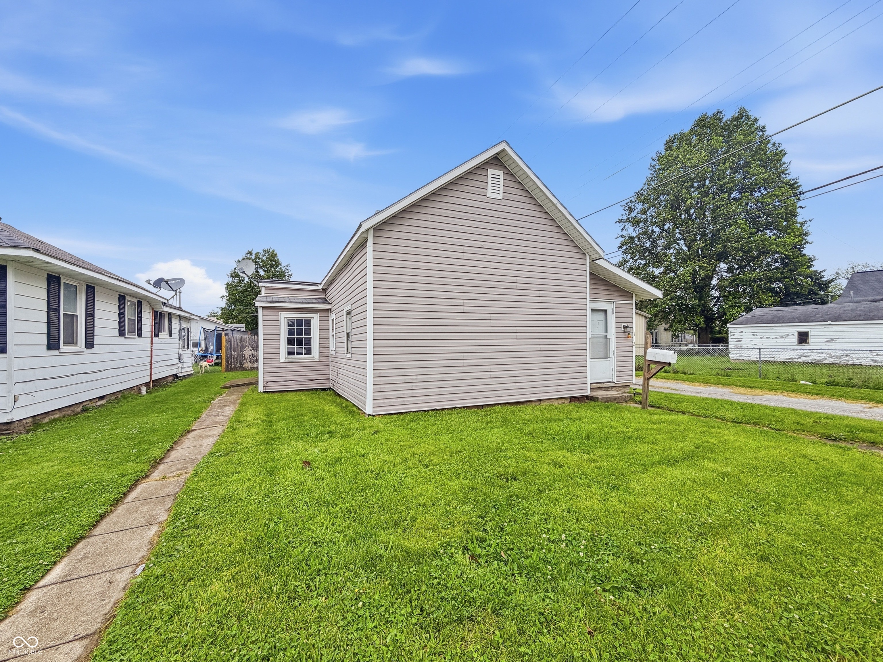 1312 N D Street, Elwood, IN, 46036 photo 4 of 30
