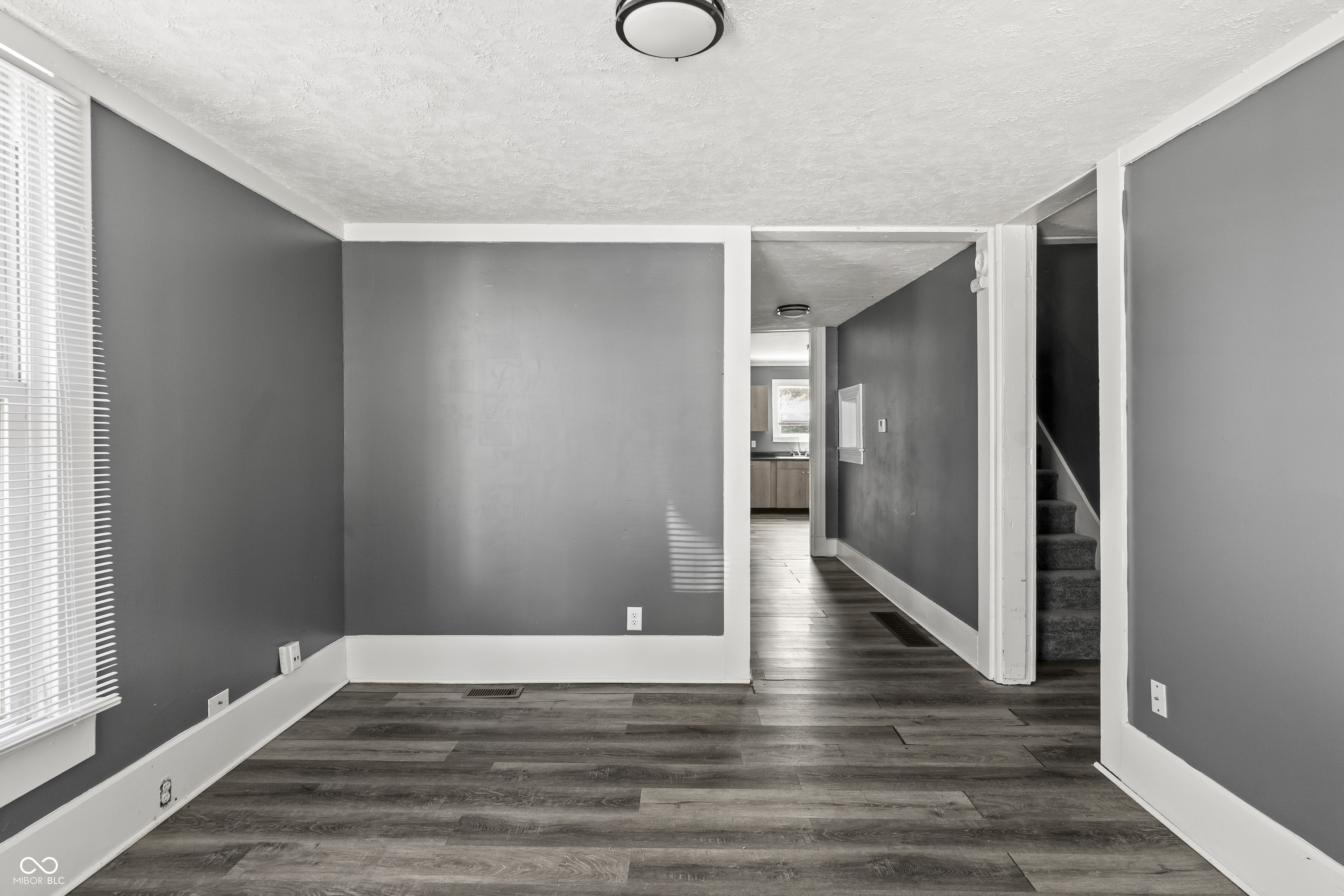 1906 Charles Street, Indianapolis, IN, 46225 photo 4 of 26