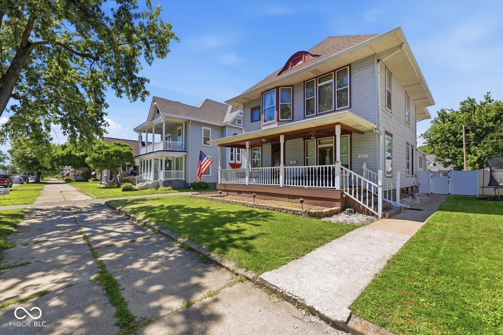 330 W Broadway Street, Shelbyville, IN, 46176 photo 4 of 53