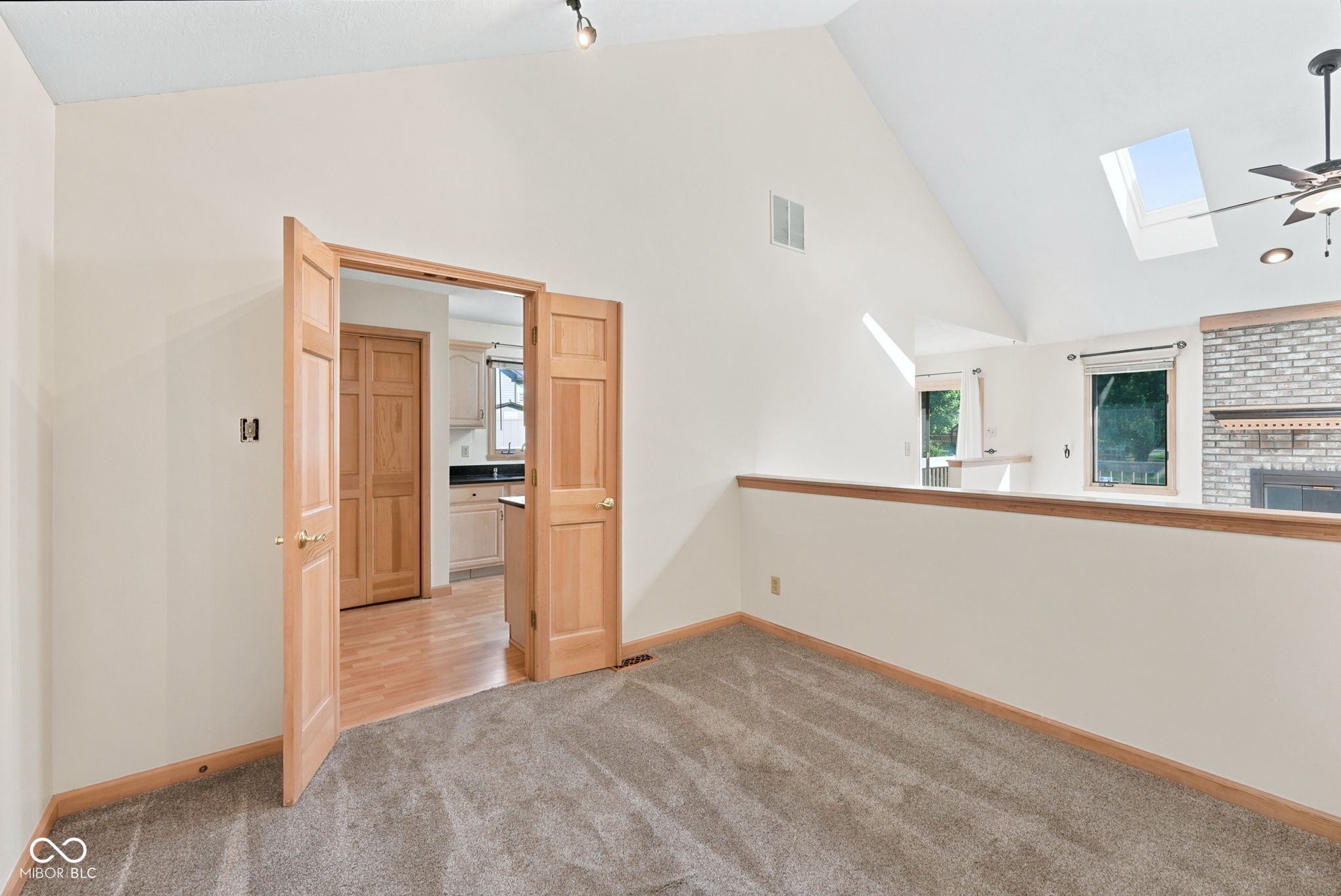 7909 Fennel Court, Indianapolis, IN, 46237 photo 4 of 31