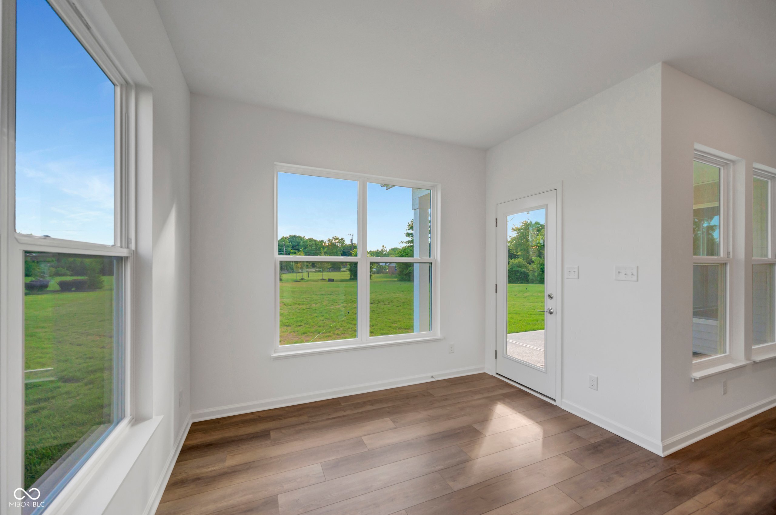 5540 Aspen Wood Lane, Indianapolis, IN, 46239 photo 4 of 18