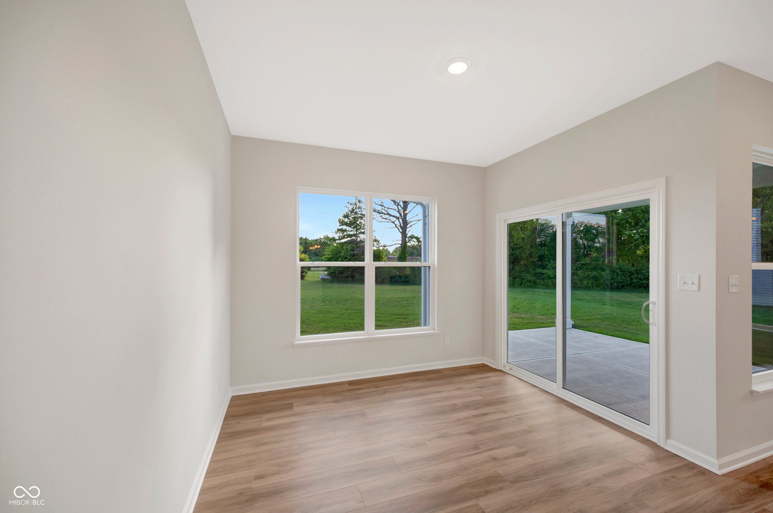 5538 Aspen Wood Lane, Indianapolis, IN, 46239 photo 4 of 21