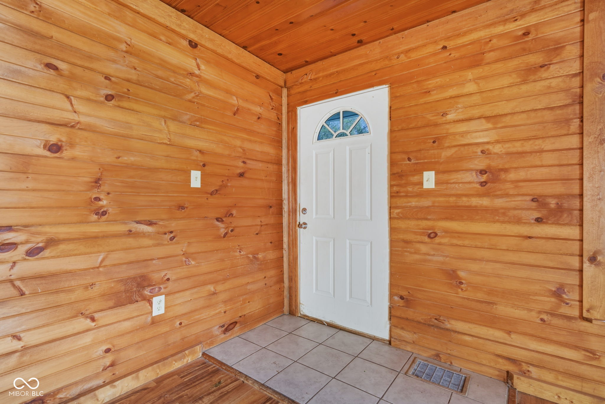 9781 W Walnut Street, Lapel, IN, 46051 photo 4 of 24
