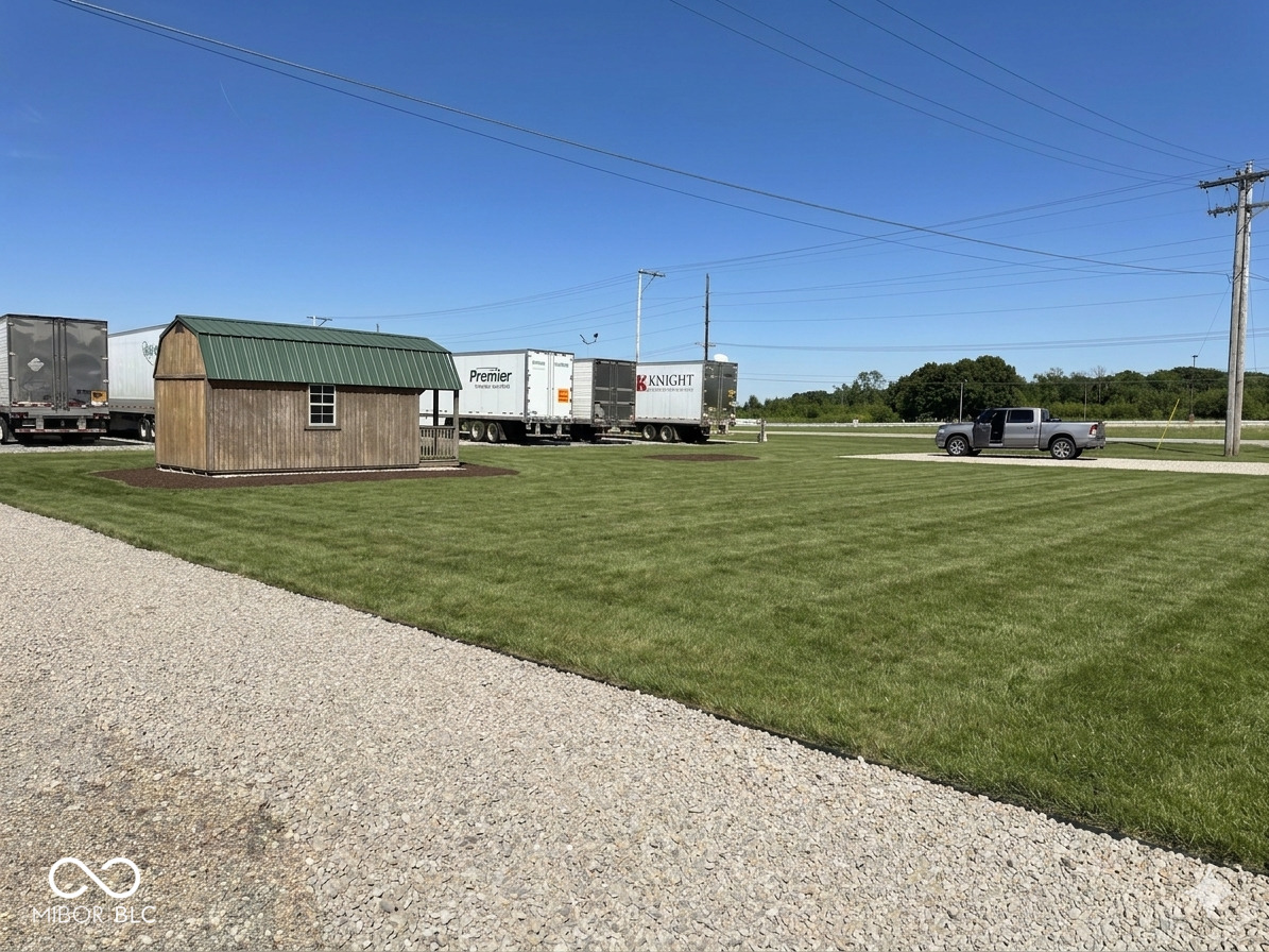 5879 S State road 3, Spiceland, IN, 47385 photo 4 of 10