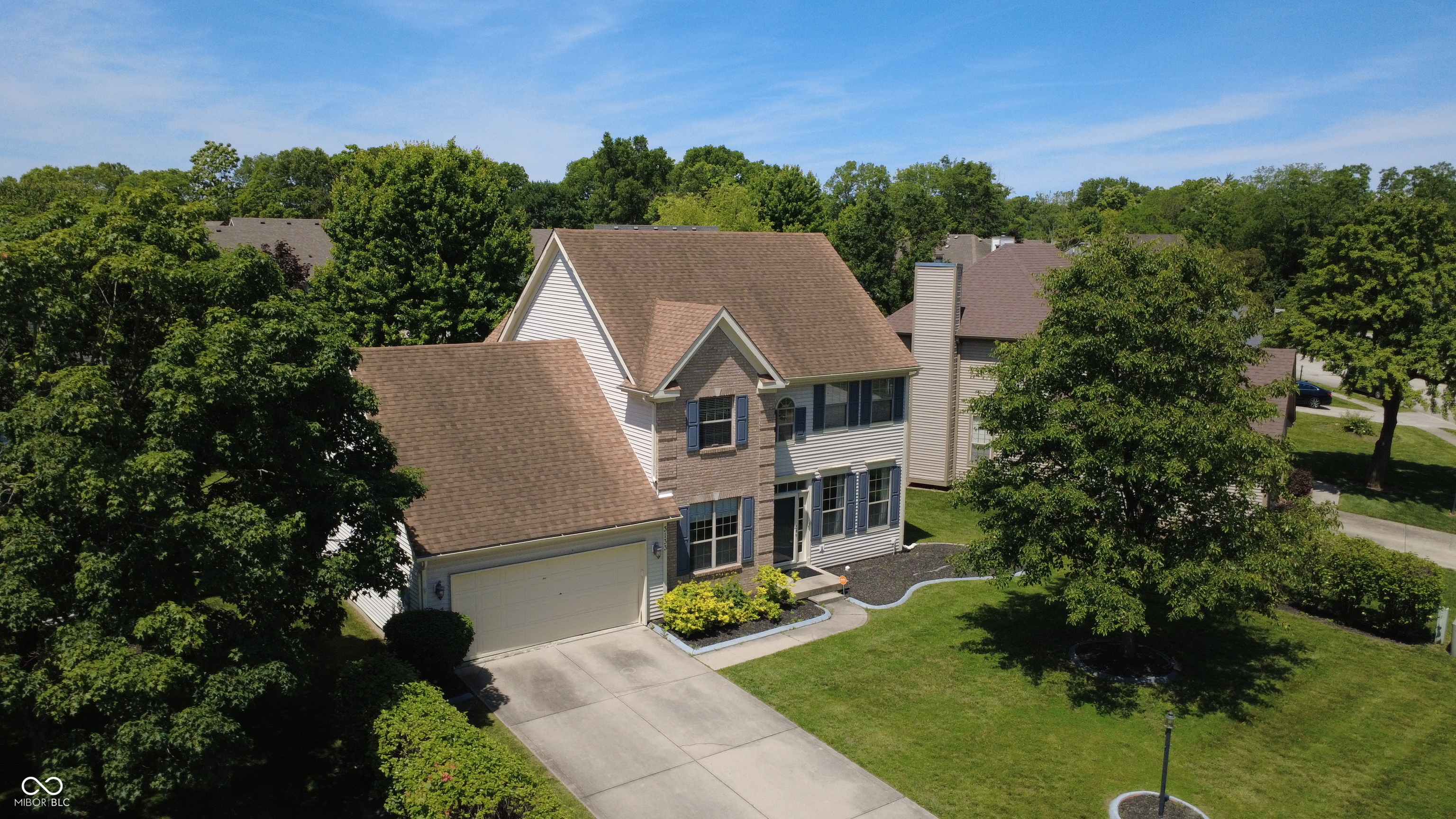 3133 Woodlane Court, Indianapolis, IN, 46268 photo 4 of 26