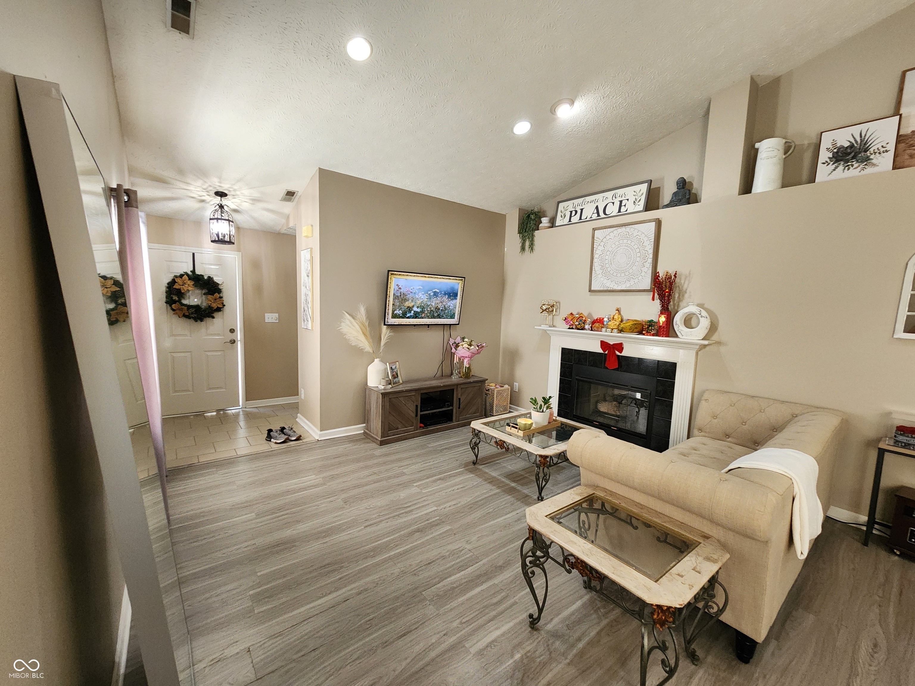 5447 Spring Creek Circle, Indianapolis, IN, 46254 photo 4 of 15