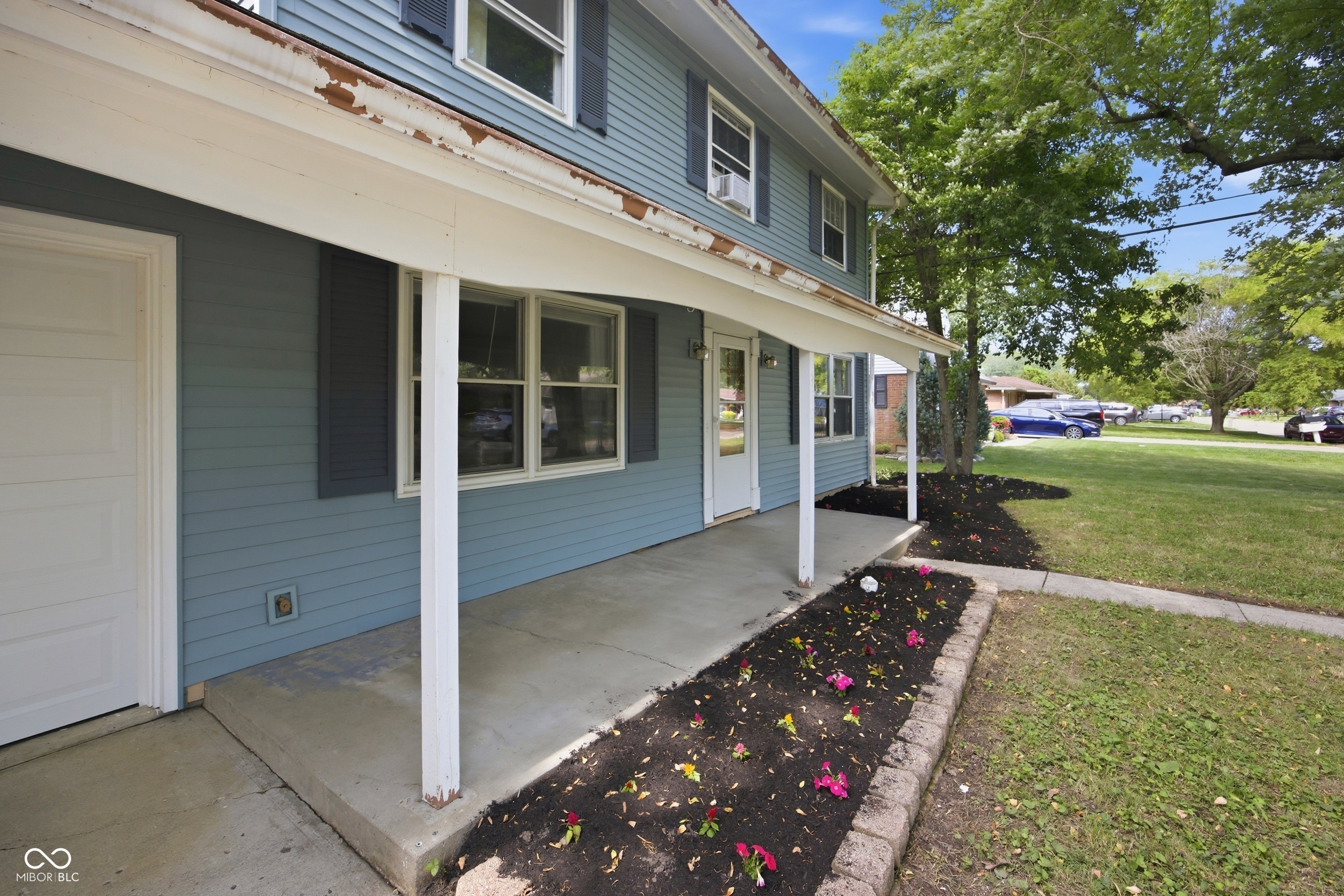 910 Heritage Lane, Anderson, IN, 46013 photo 4 of 39