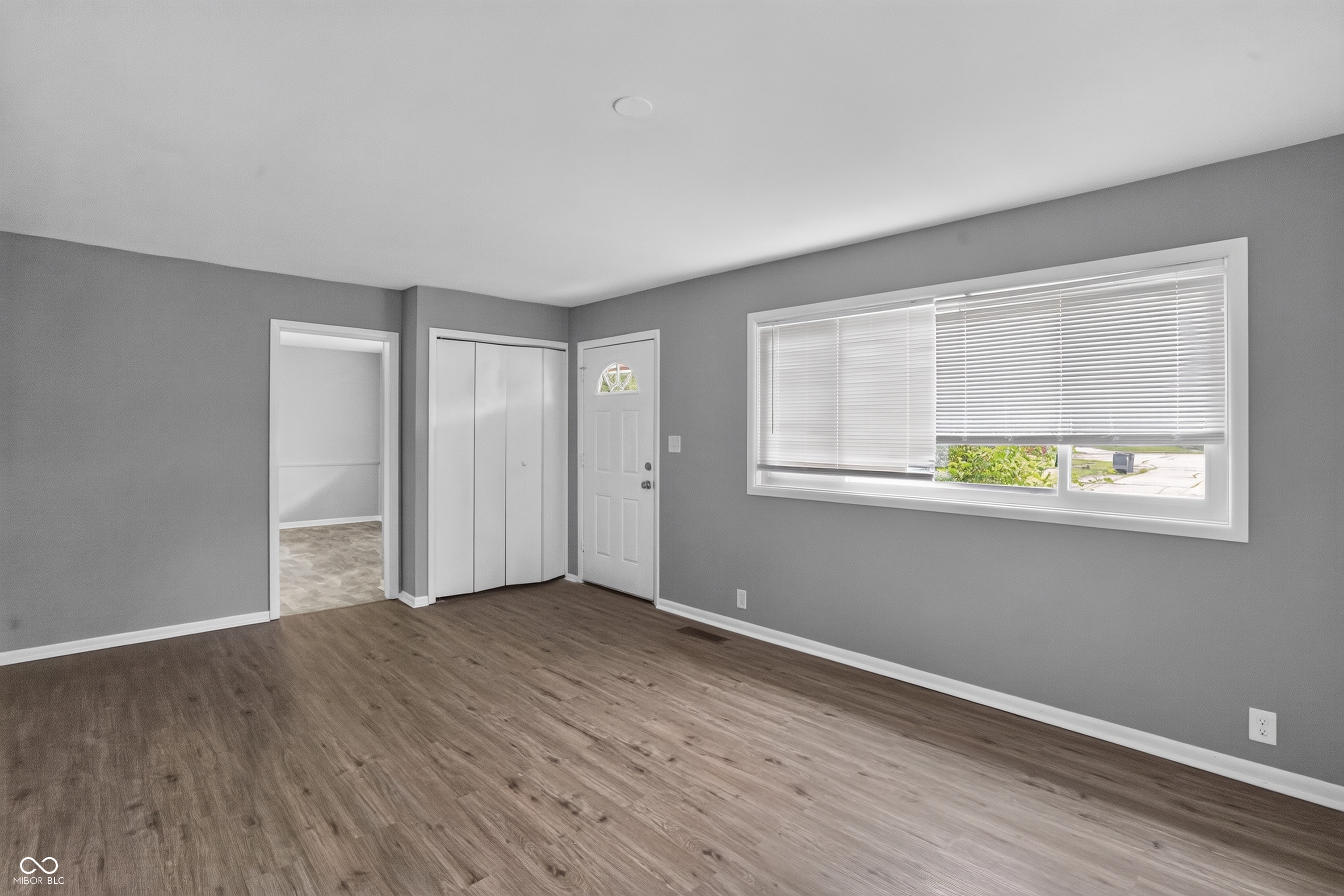 7339 E 34th Place, Indianapolis, IN, 46226 photo 4 of 28