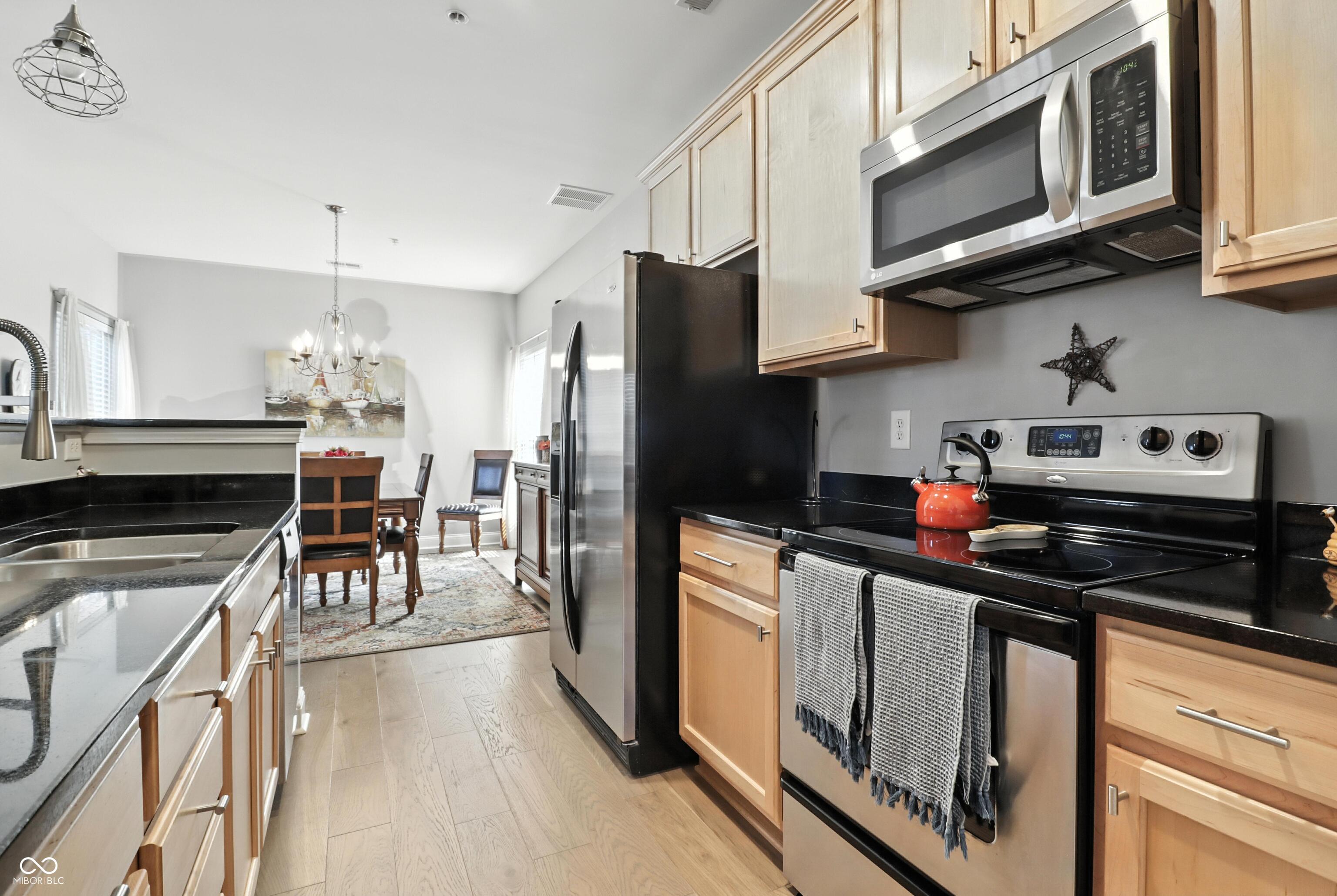6536 Ferguson Street #E, Indianapolis, IN, 46220 photo 4 of 30