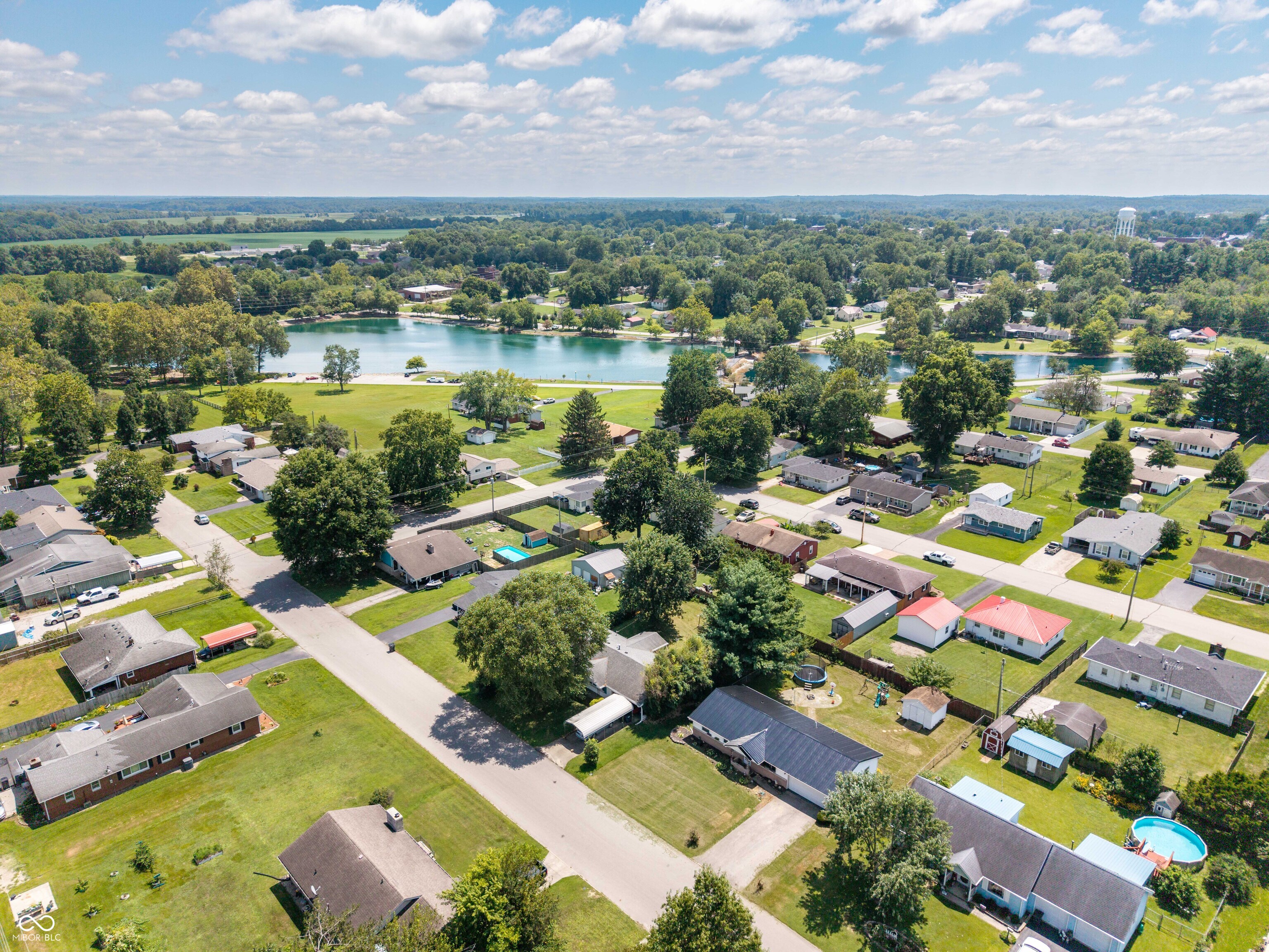 741 Wanda Street, Scottsburg, IN, 47170 photo 4 of 32