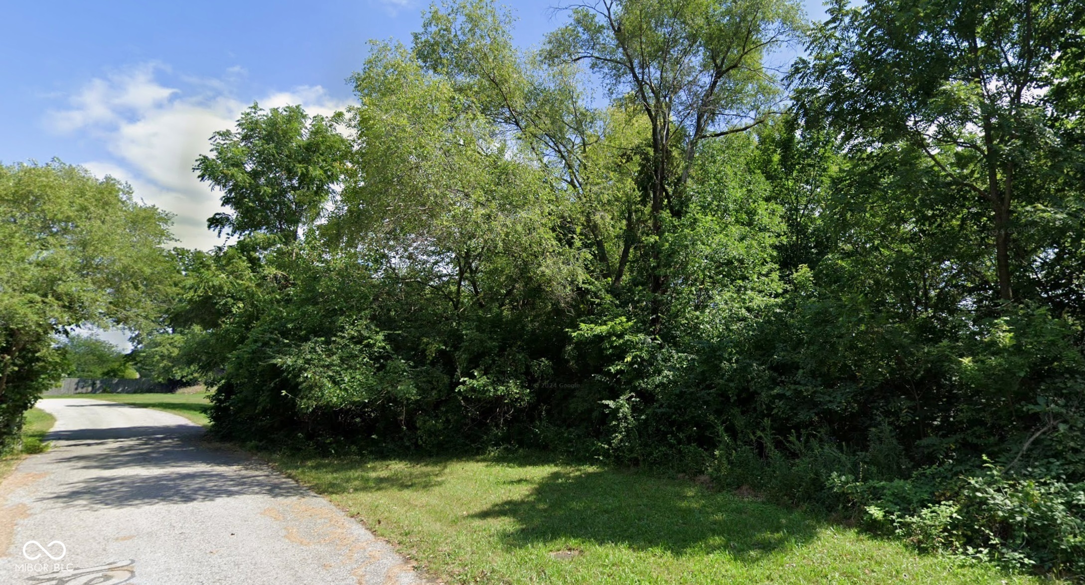 345 E Park Street, Westfield, IN, 46074 photo 4 of 37
