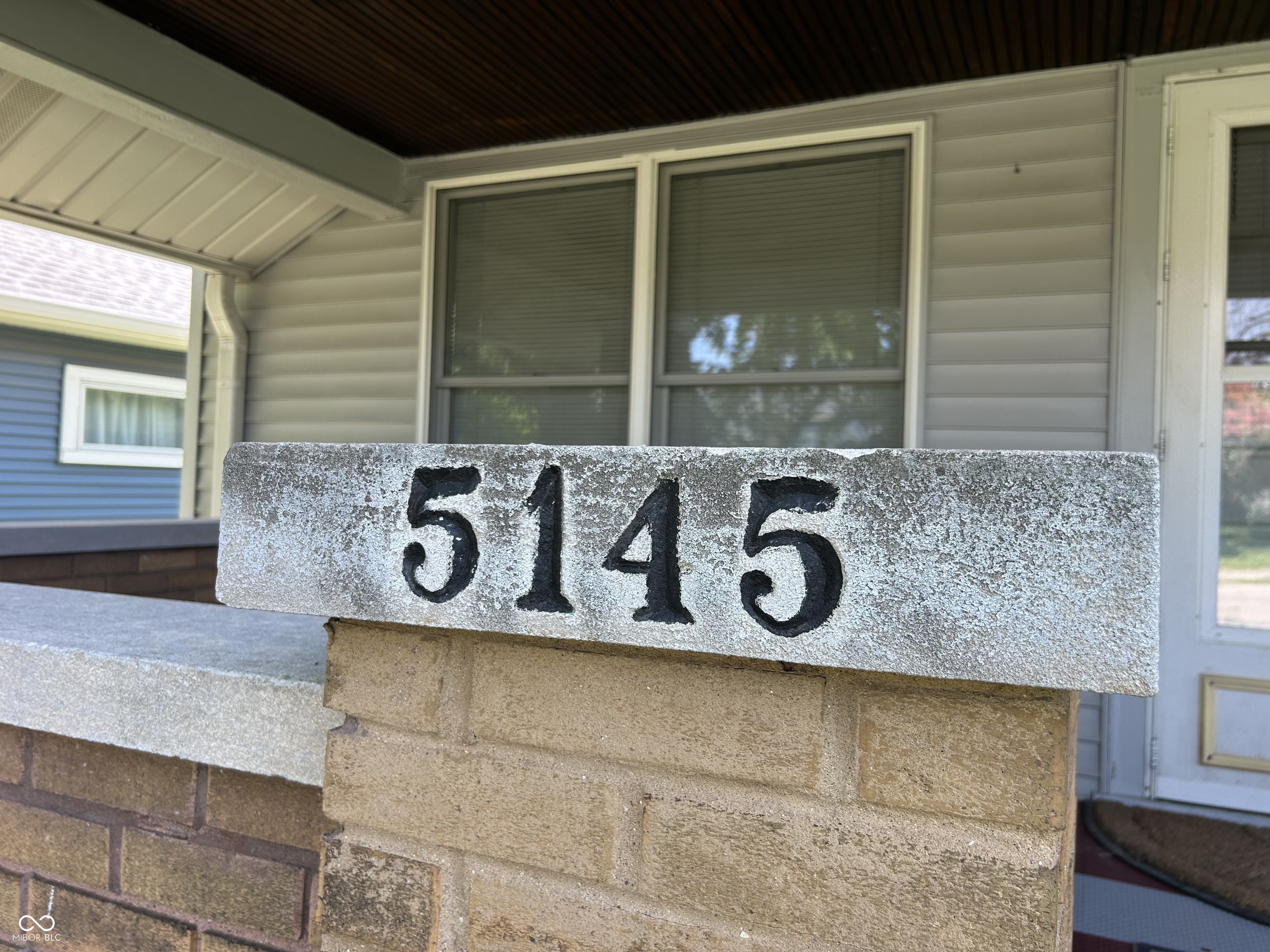 5145 E Walnut Street, Indianapolis, IN, 46219 photo 4 of 52