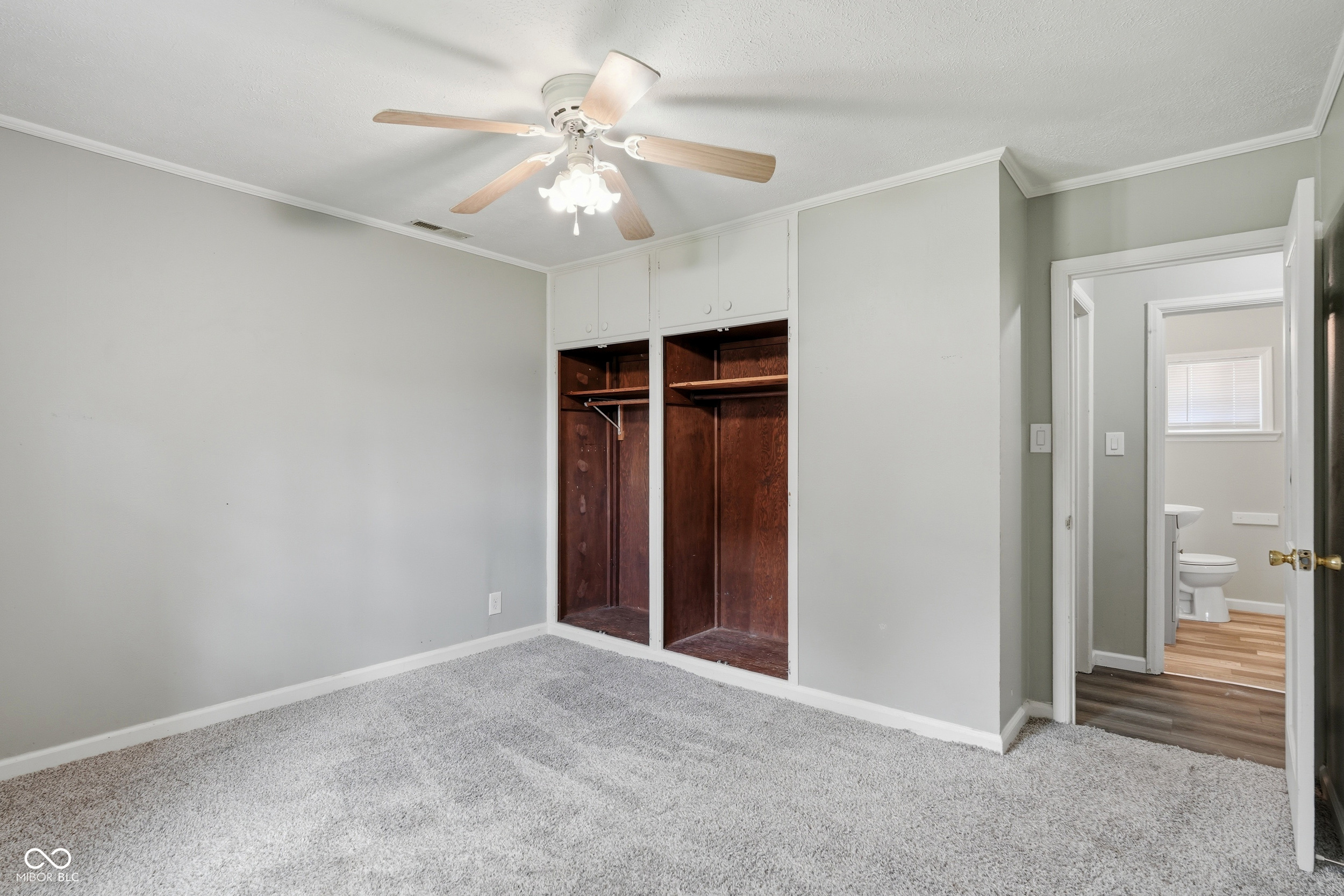 5336 Fletcher Avenue, Indianapolis, IN, 46219 photo 4 of 12