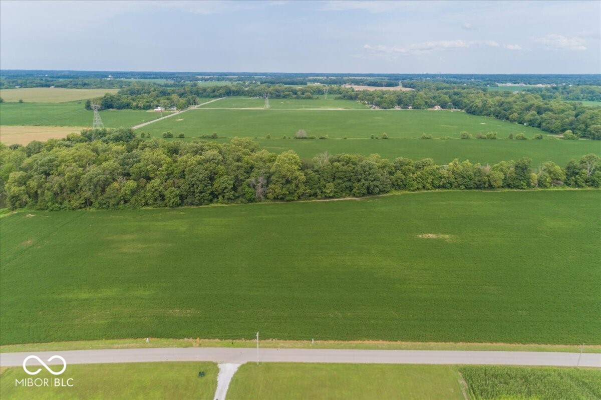 5850 S 400 W, New Palestine, IN, 46163 photo 4 of 13