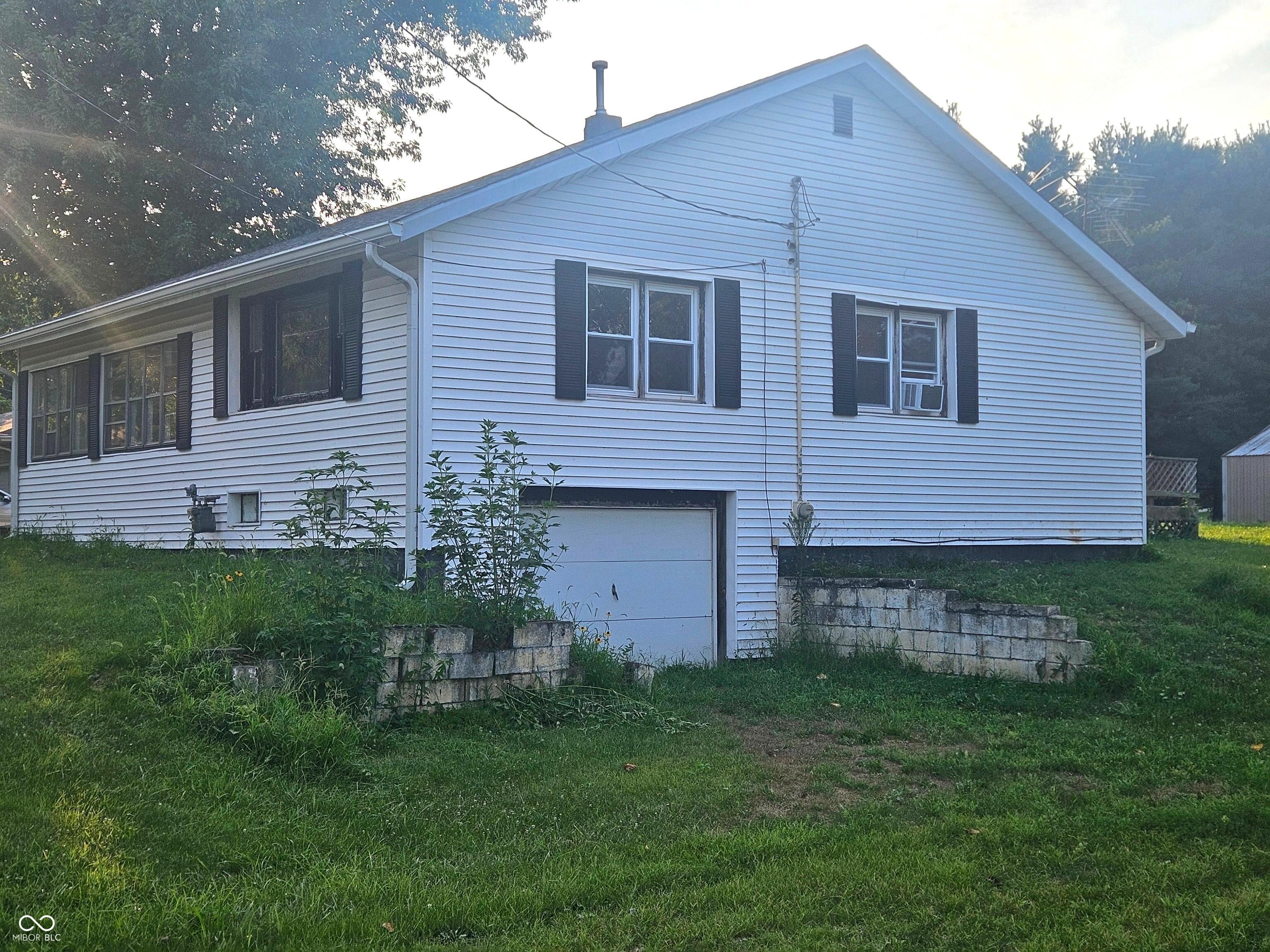 4106 W 600 S, Shelbyville, IN, 46176 photo 4 of 19