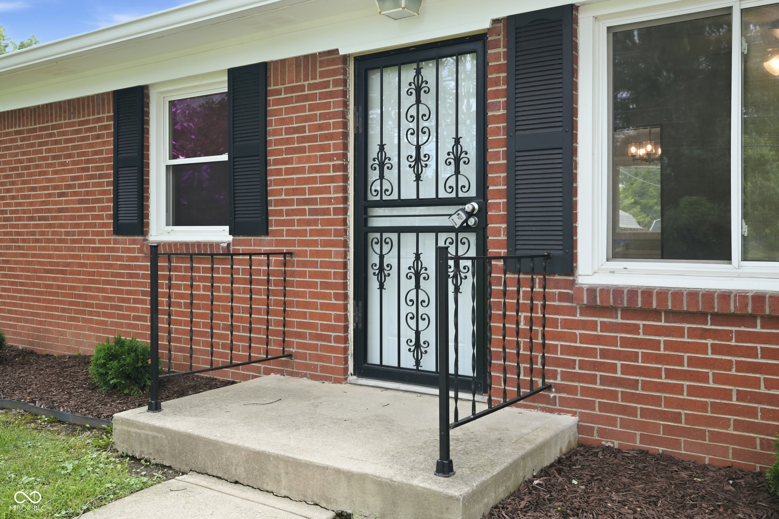 10628 E County Road 100 S, Indianapolis, IN, 46231 photo 4 of 29