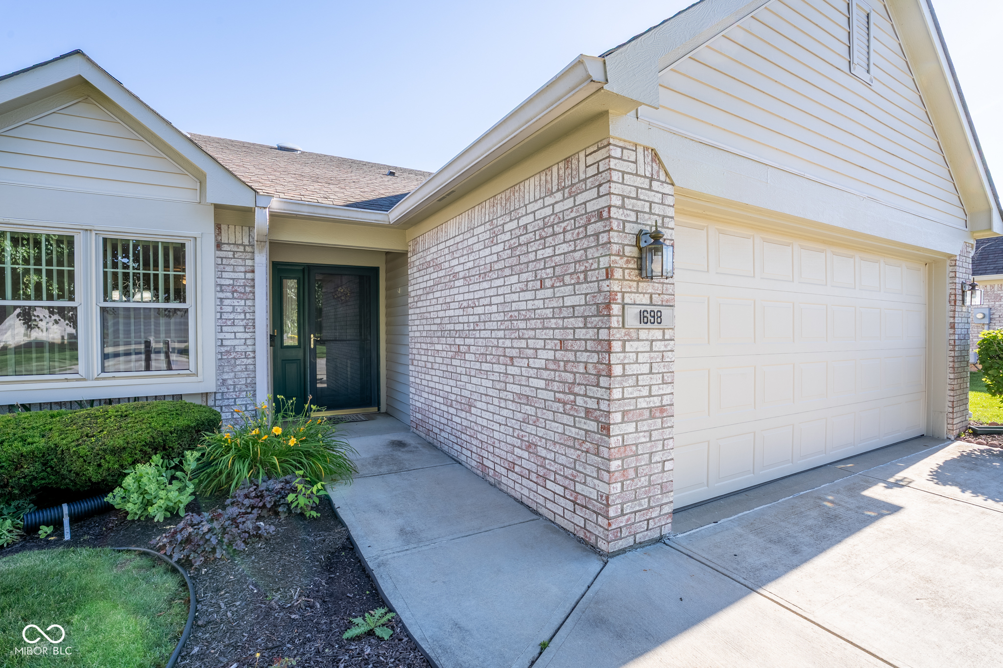 1698 Fairfield Circle, Greenfield, IN, 46140 photo 4 of 29