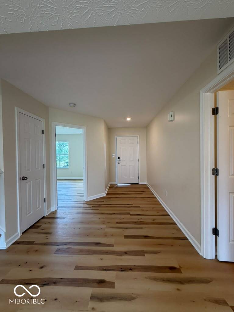 9725 Pica Drive, Fishers, IN, 46040 photo 4 of 37