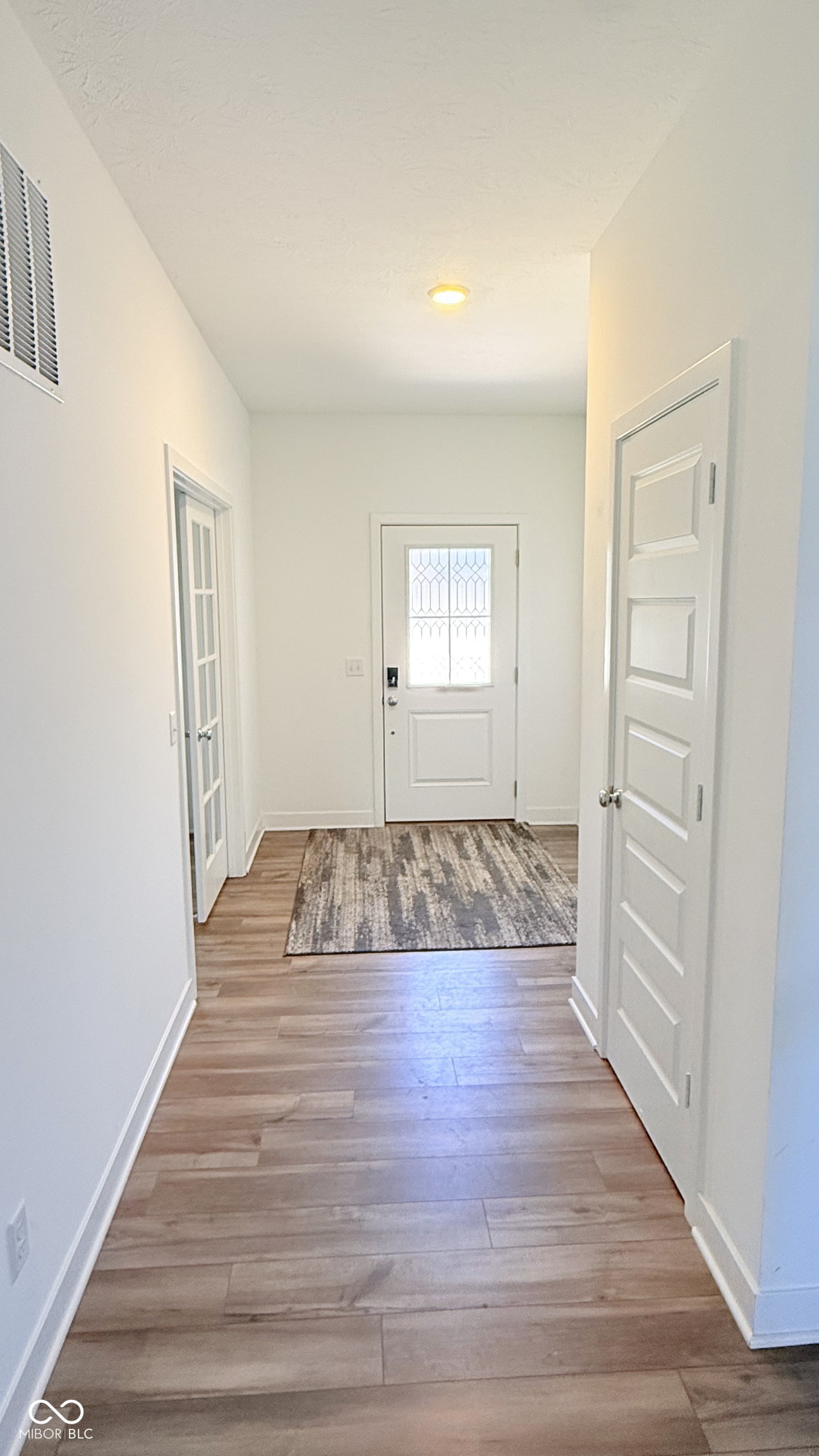 1043 Kendrick Street, Greenwood, IN, 46143 photo 4 of 38