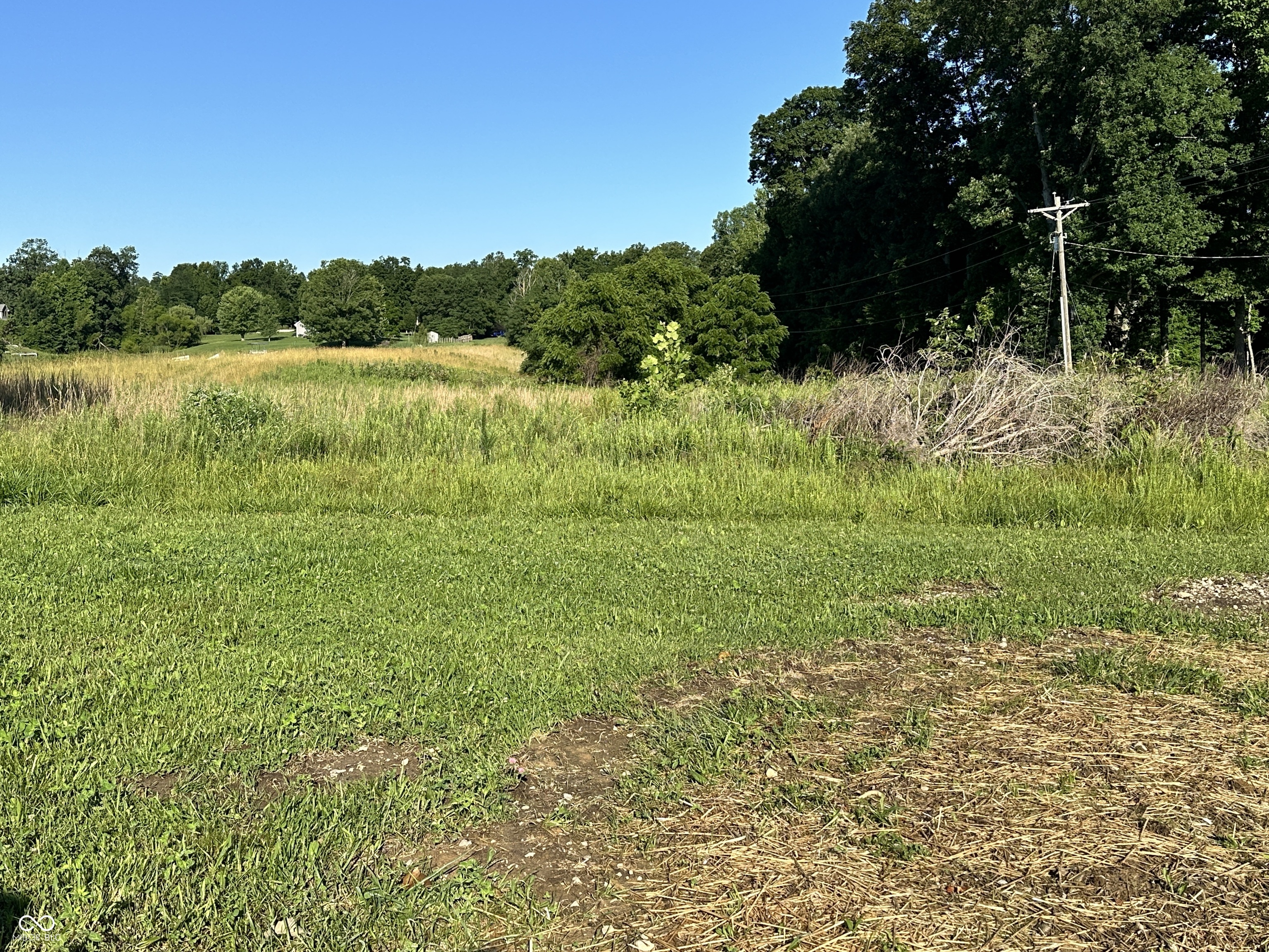 520 Paris Drive, Martinsville, IN, 46151 photo 4 of 19