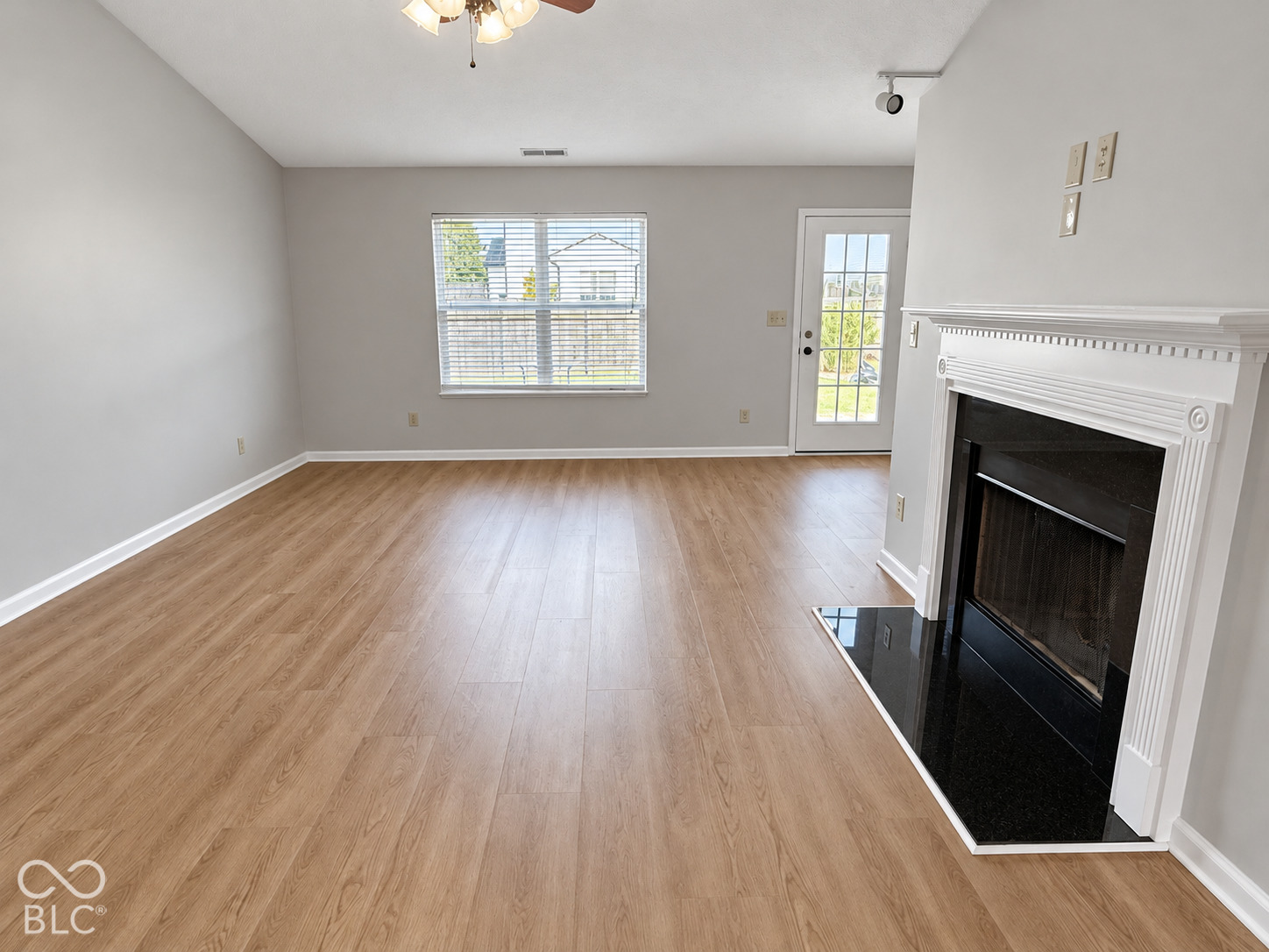 3442 Enclave Lane, Greenwood, IN, 46143 photo 4 of 21