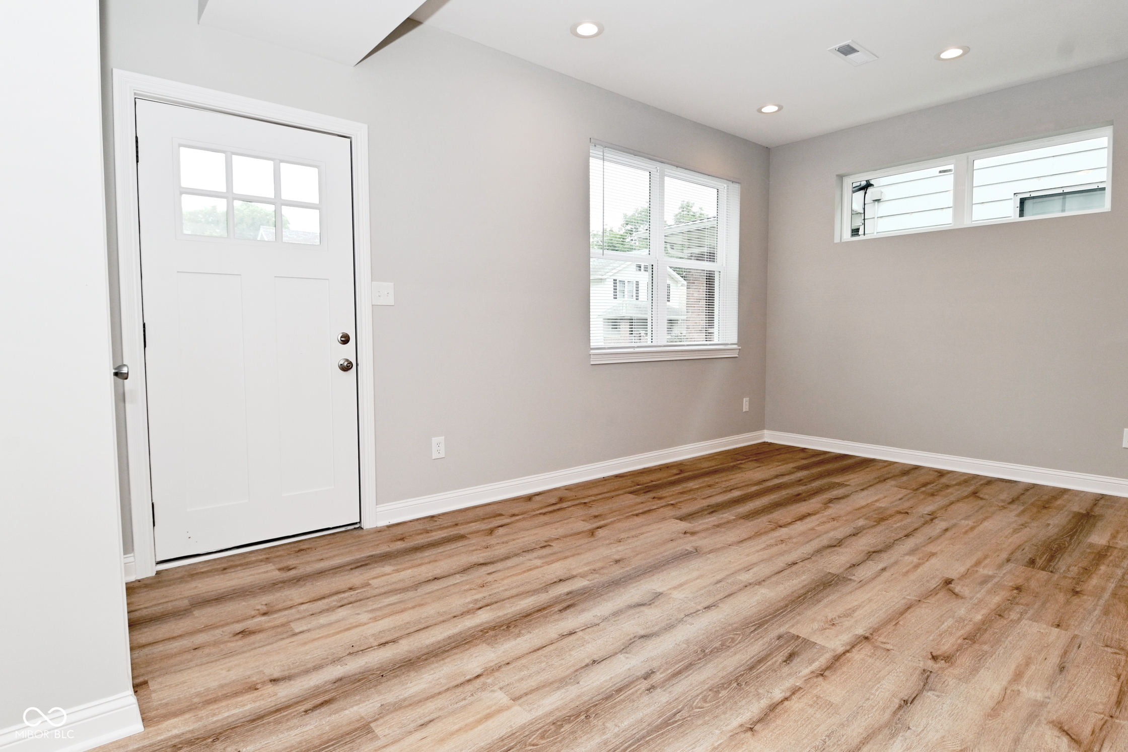 859 N Oakland Avenue, Indianapolis, IN, 46201 photo 4 of 25